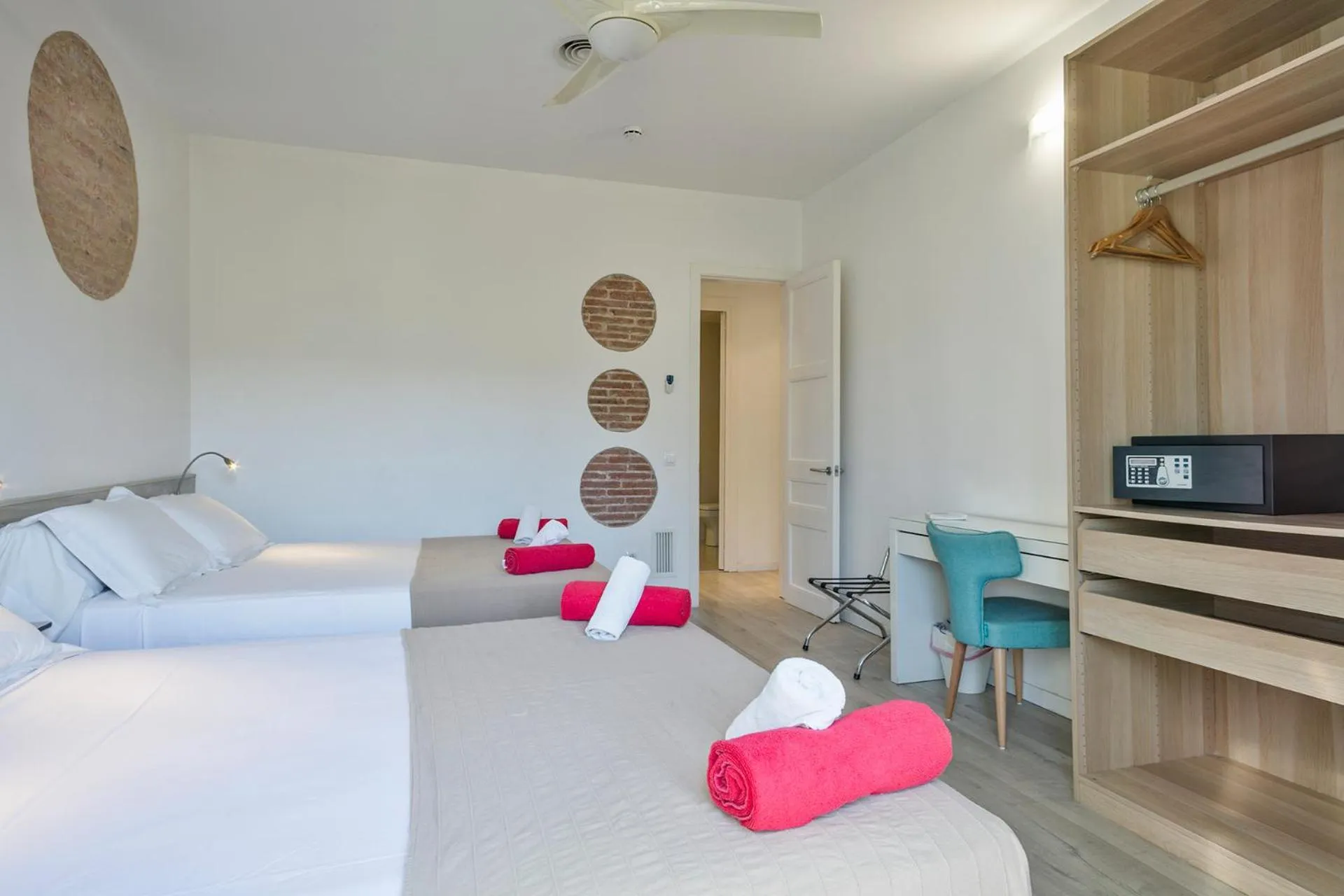 Bedroom, Bed in Stay Together Barcelona Apartments