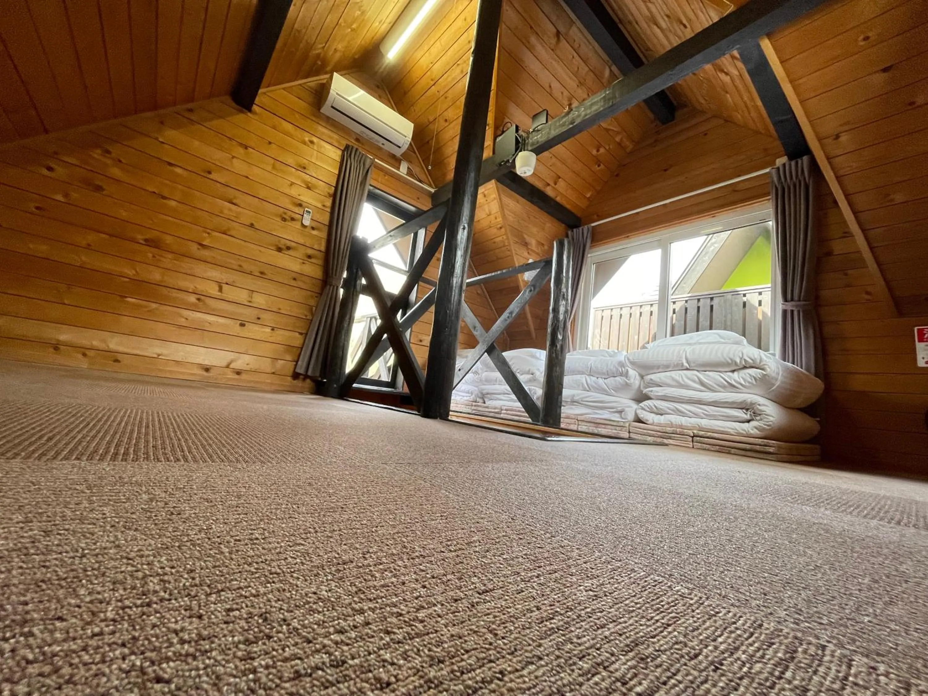 Bedroom, Bed in Winkel Village