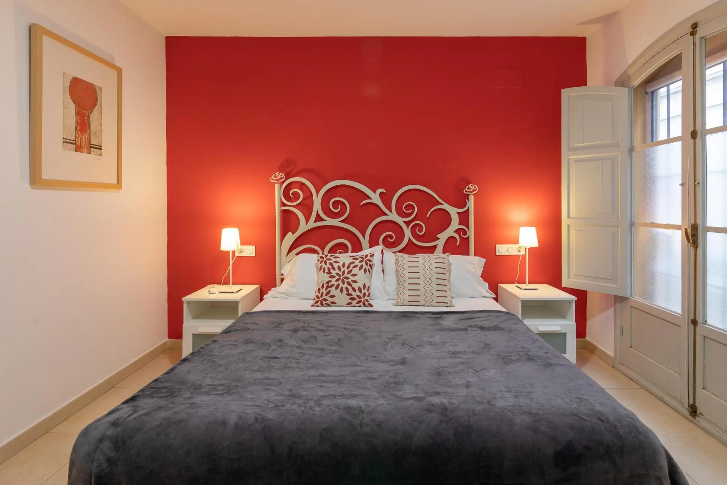 Bedroom, Bed in Reservaloen Plaza del Salvador