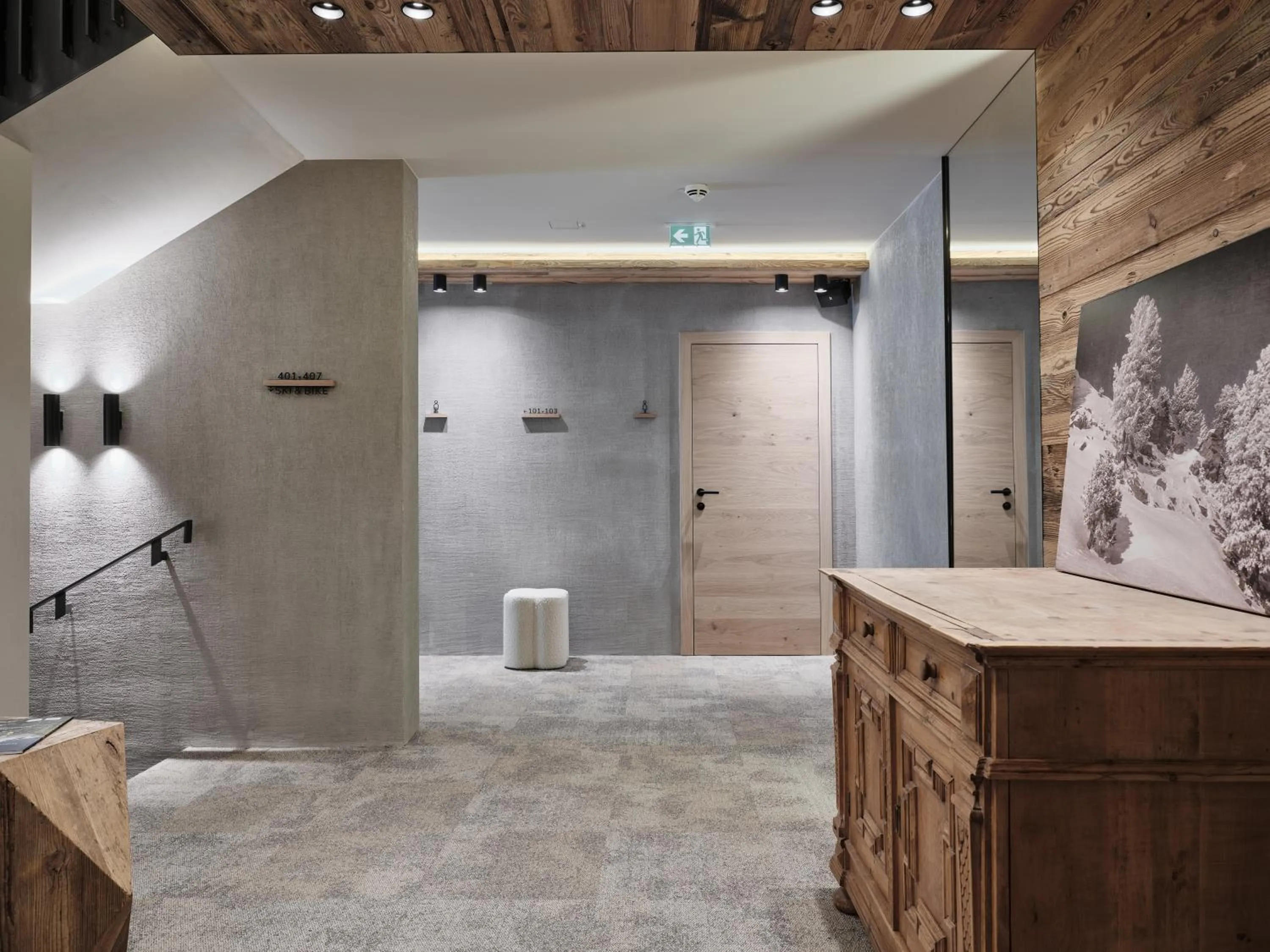 Lobby or reception in Hotel Garni Pinzgau, Fabian Hüttl