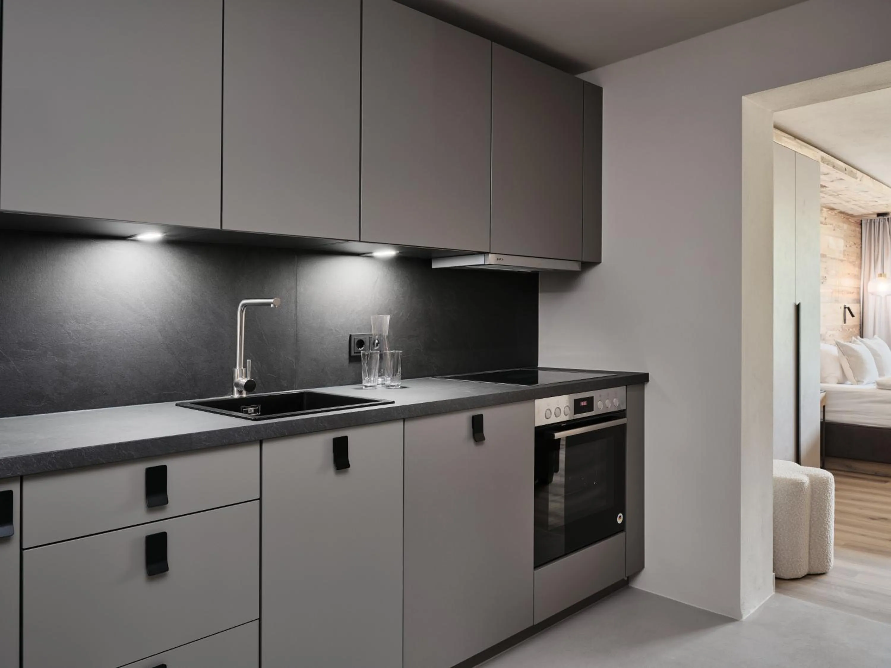 Kitchen or kitchenette in Hotel Garni Pinzgau, Fabian Hüttl