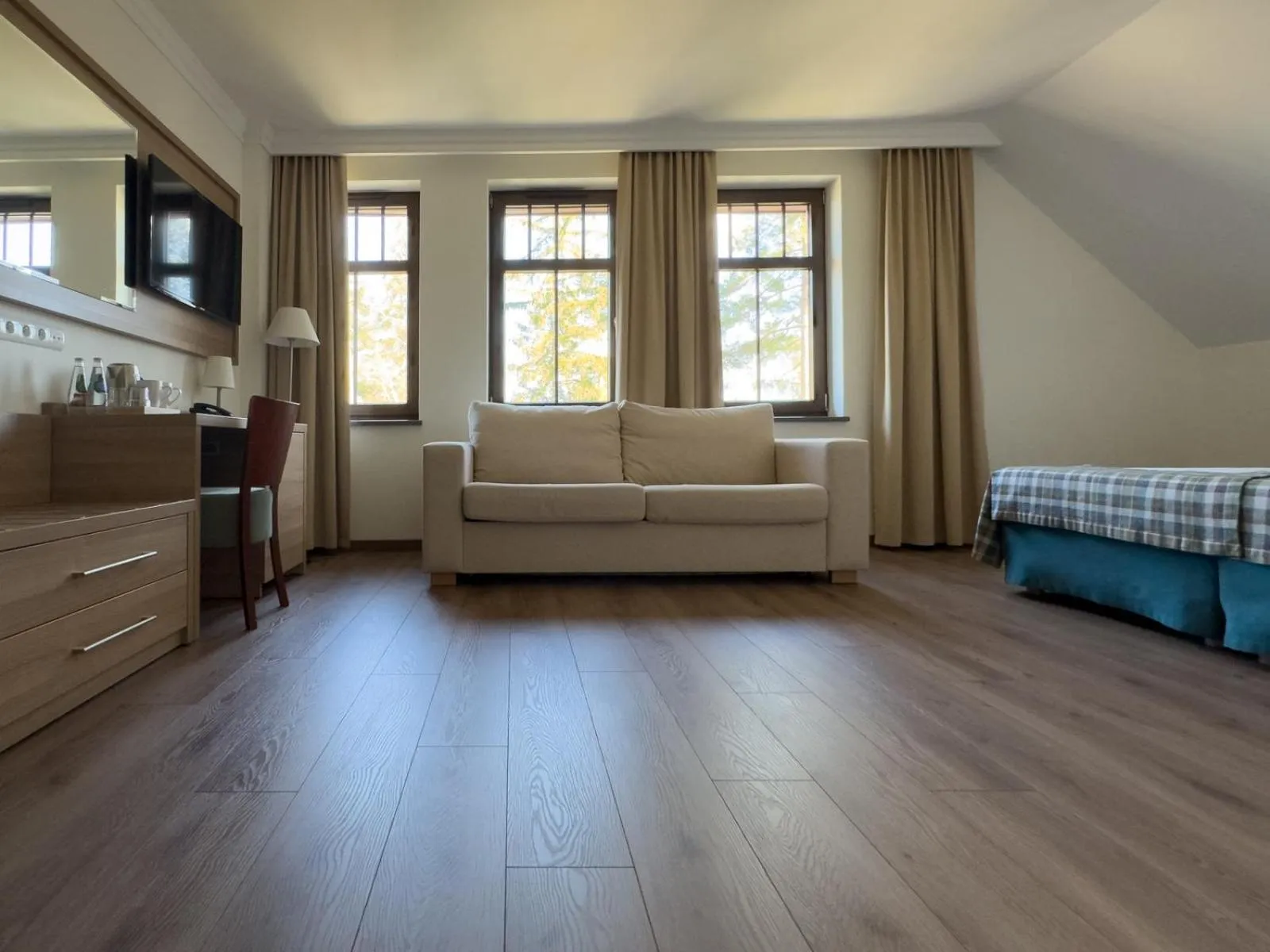 Seating area, Bed in Greno Hotel & Spa