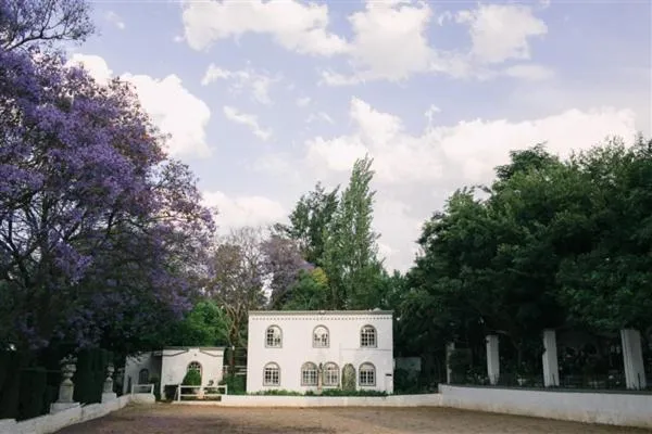 Property building in Pheasant Hill Bed and Breakfast