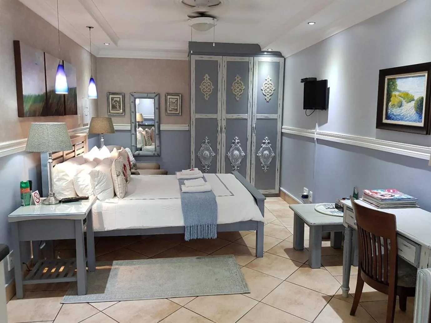 Bedroom in Pheasant Hill Bed and Breakfast