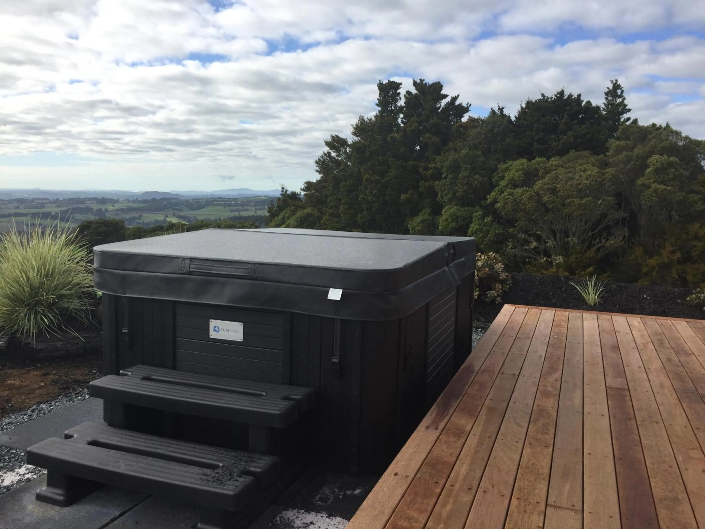 Hot Tub in Skylark Lodge