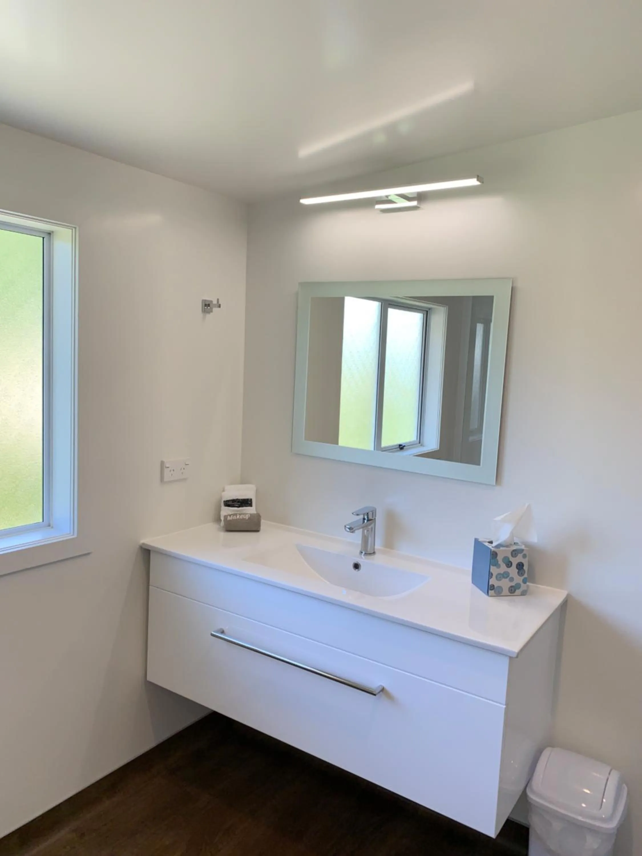 Bathroom in Woodstock Hotel