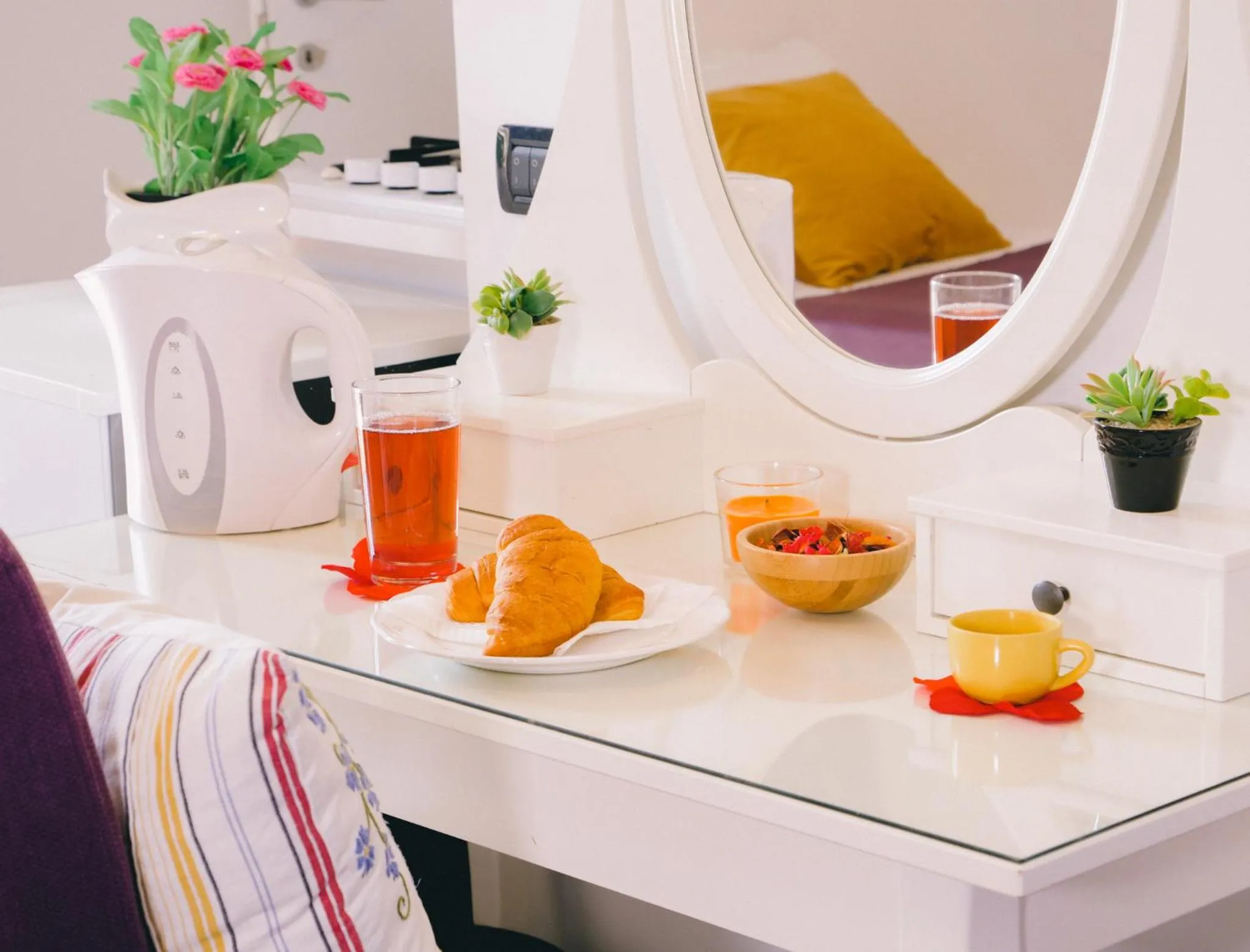 Food in Diana Inn Accommodations