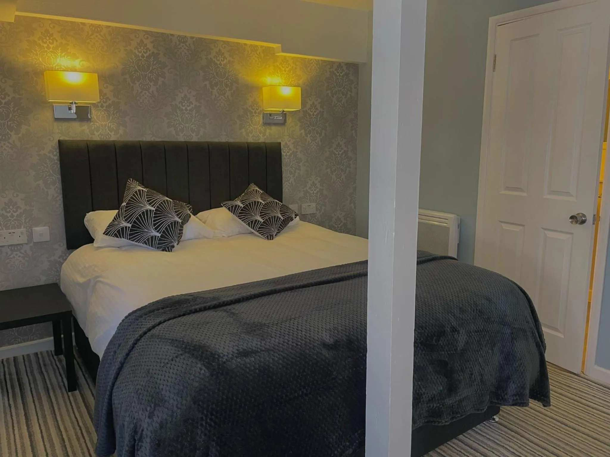 Bed in The Sibson Inn Hotel