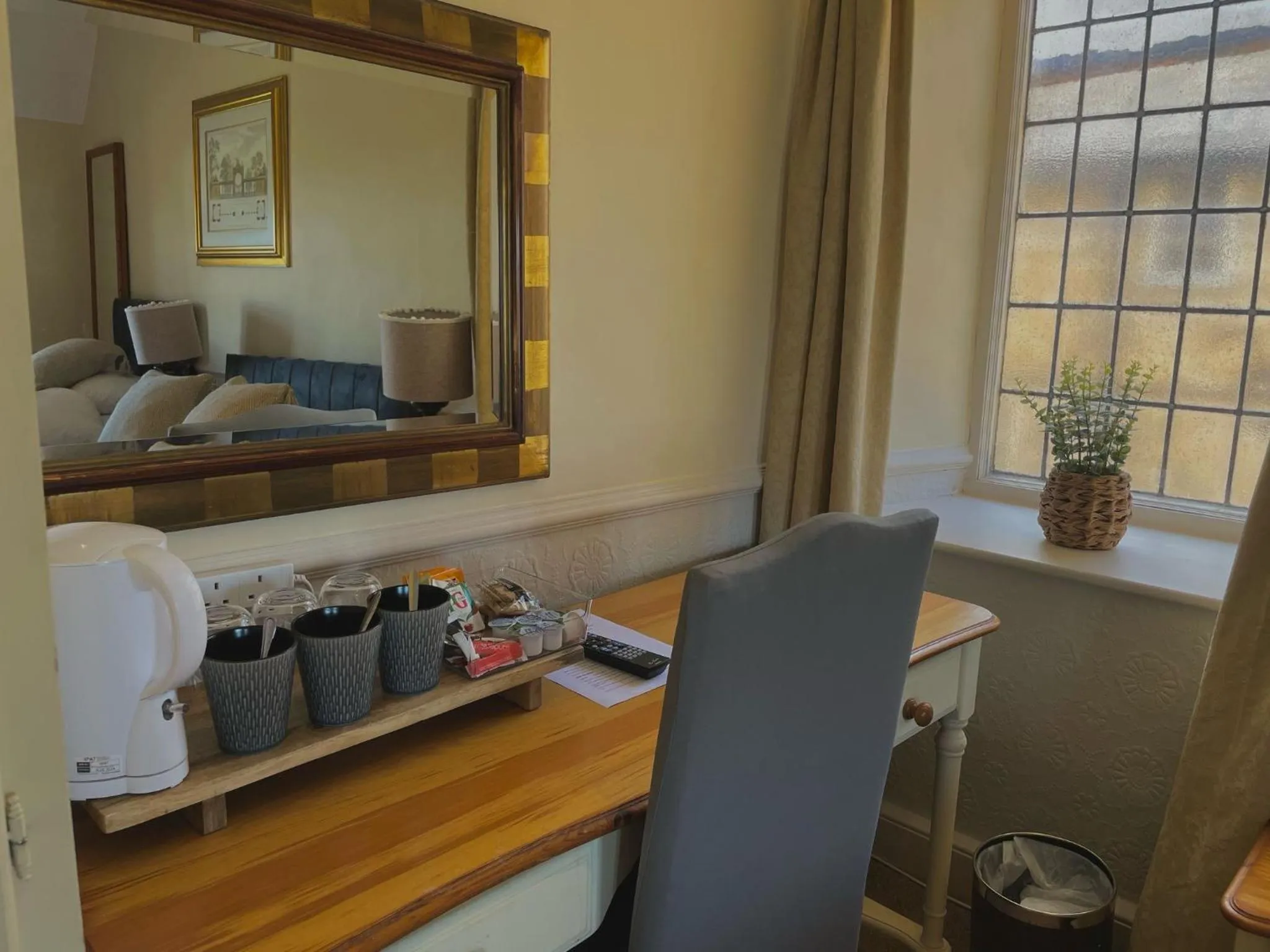 Coffee/tea facilities in The Sibson Inn Hotel