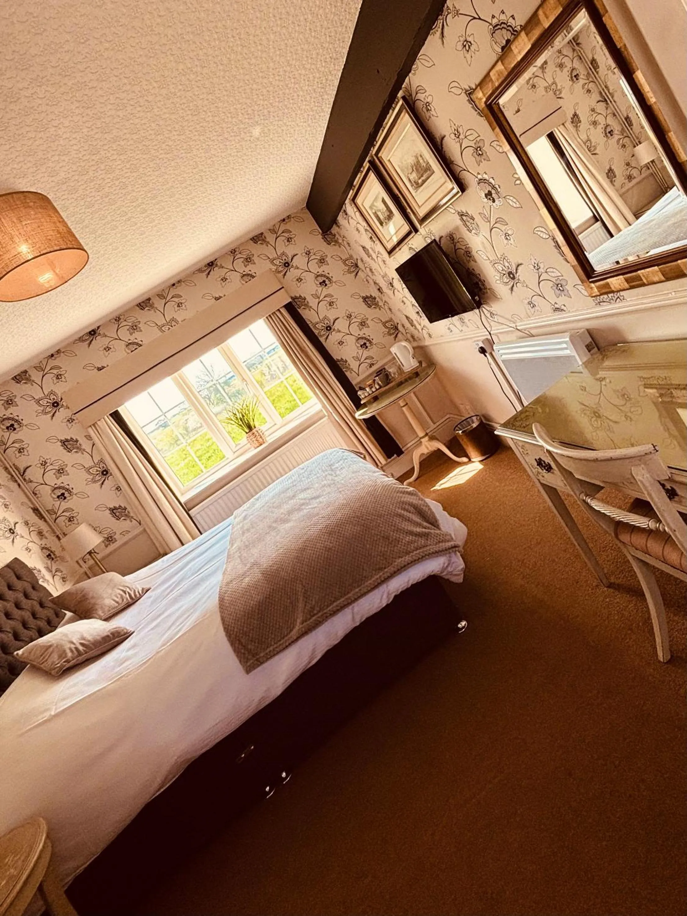 Bed in The Sibson Inn Hotel