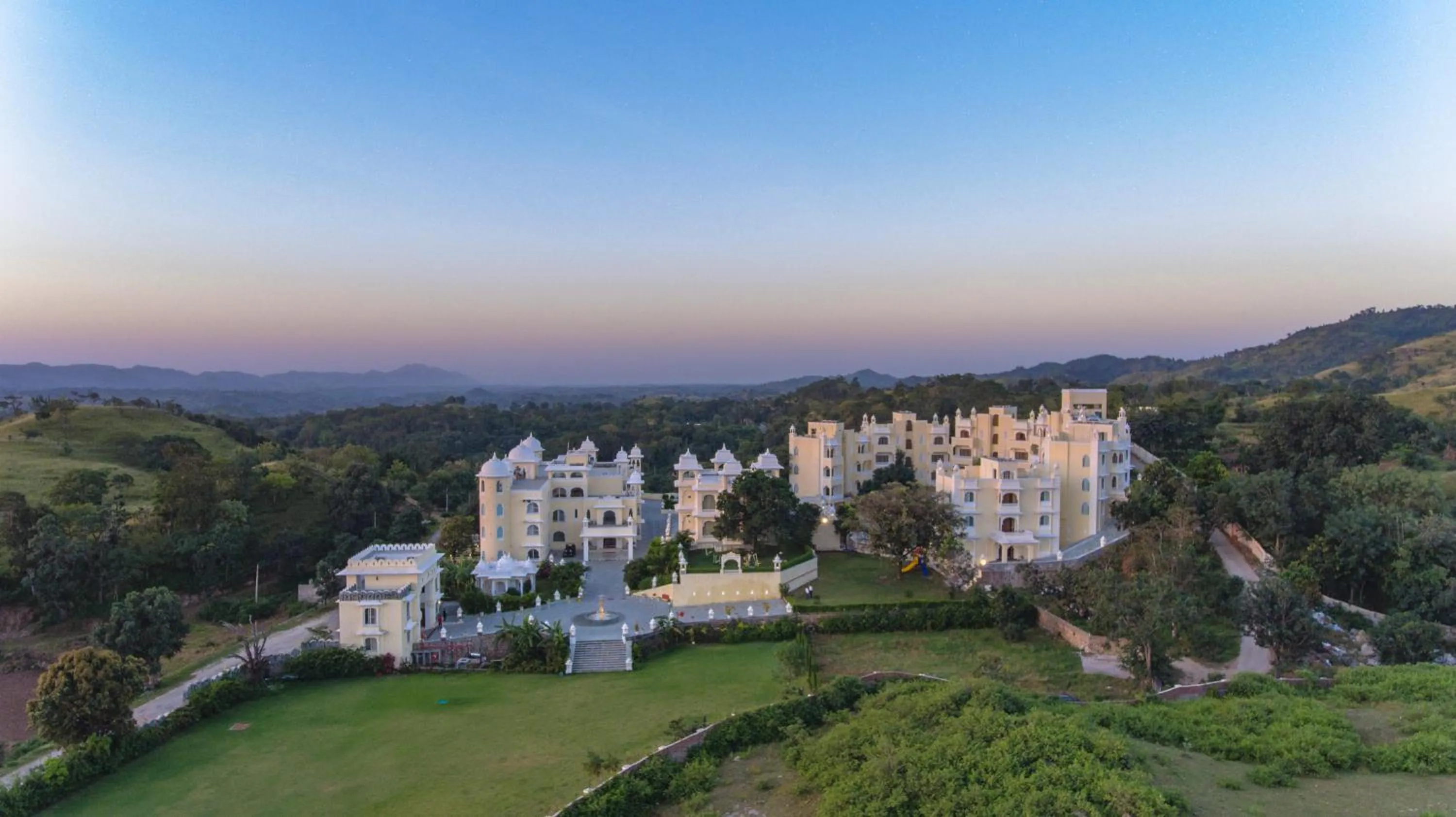 Property building in The Everest Hill Resort & Spa-Kumbhalgarh