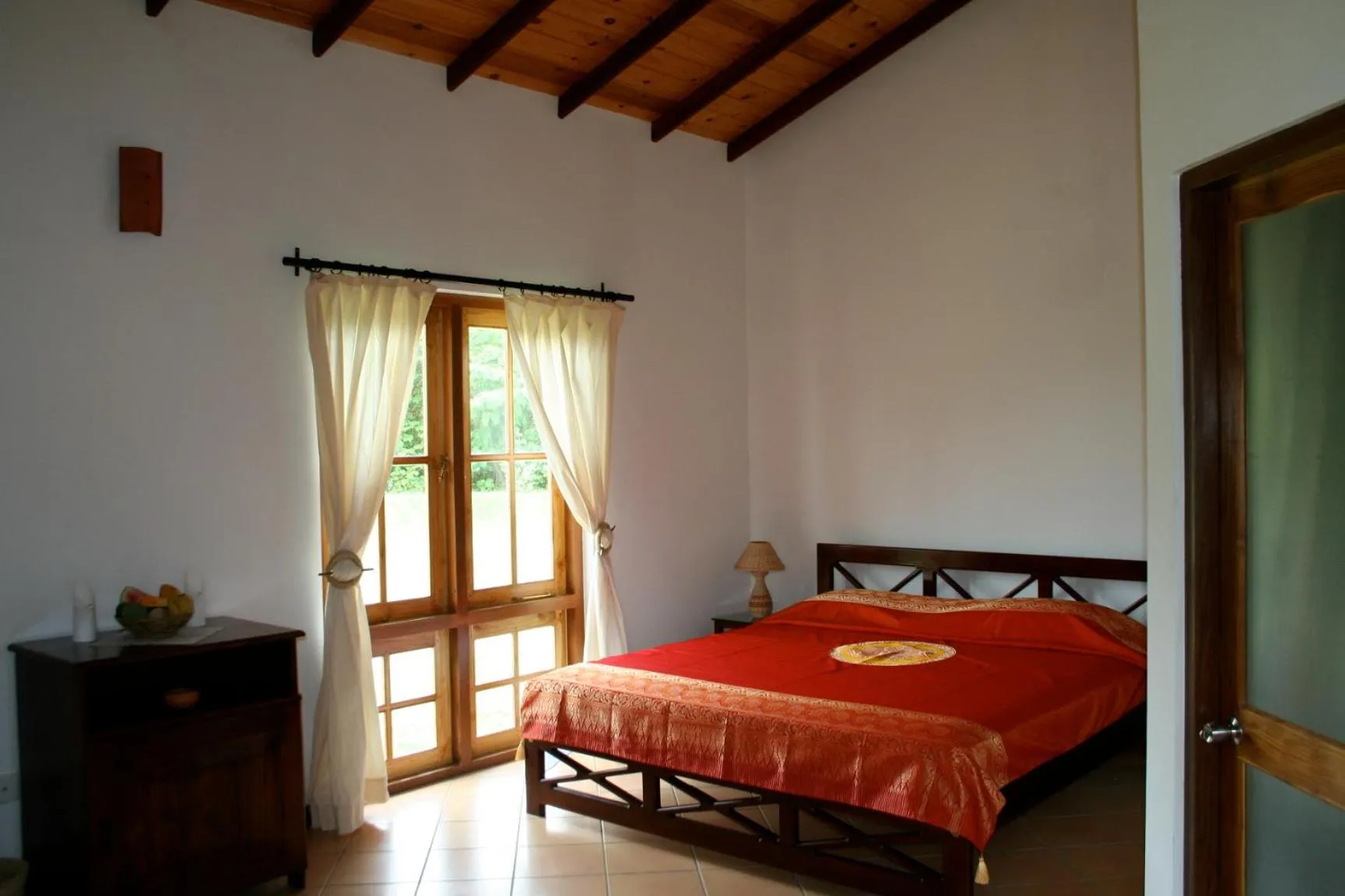 Photo of the whole room in Hibiscus Garden Hotel