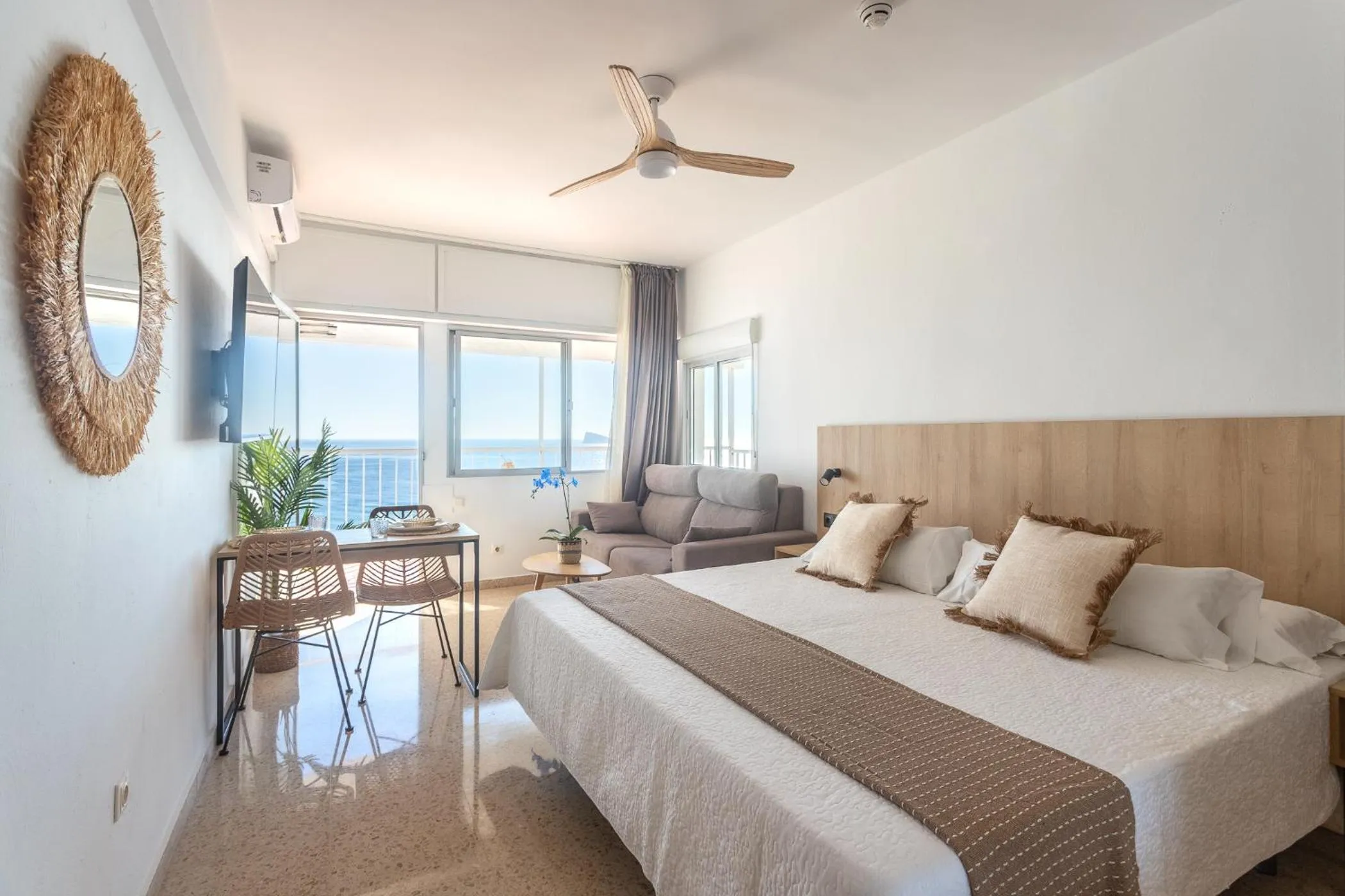 Photo of the whole room, Bed in Apartamentos Mirador