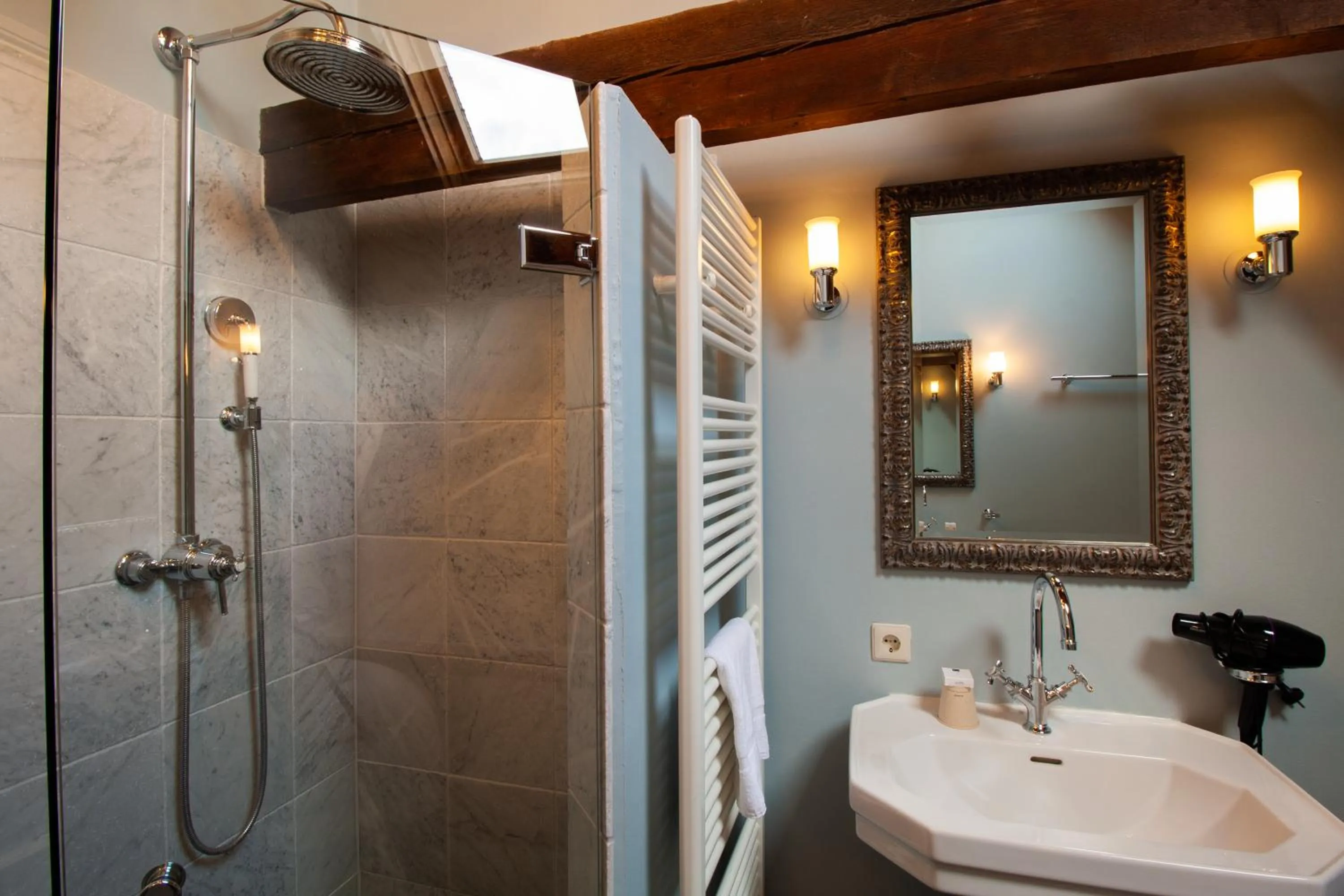 Shower in Villa Veertien