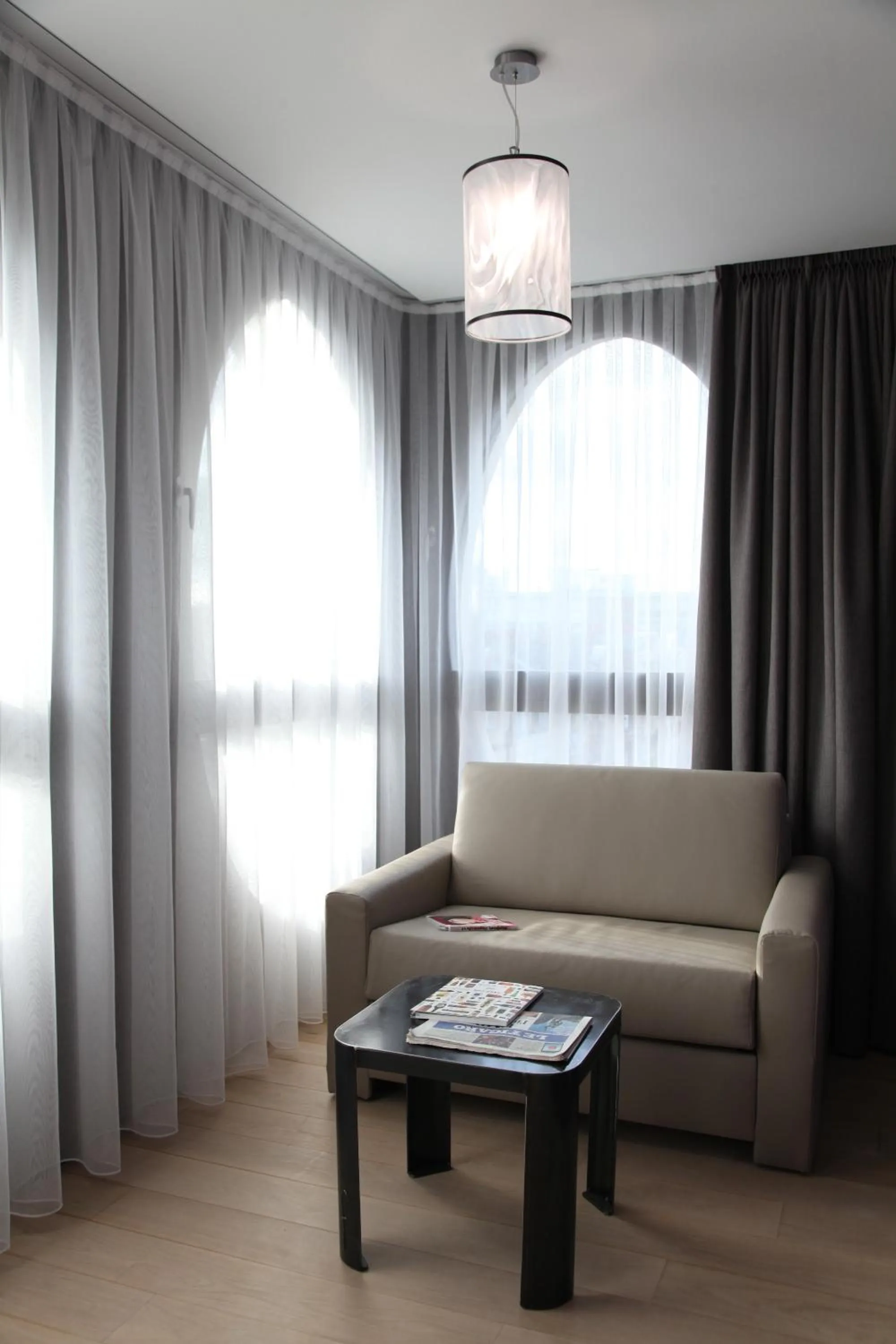 Seating area in Best Western Premier Why Hotel