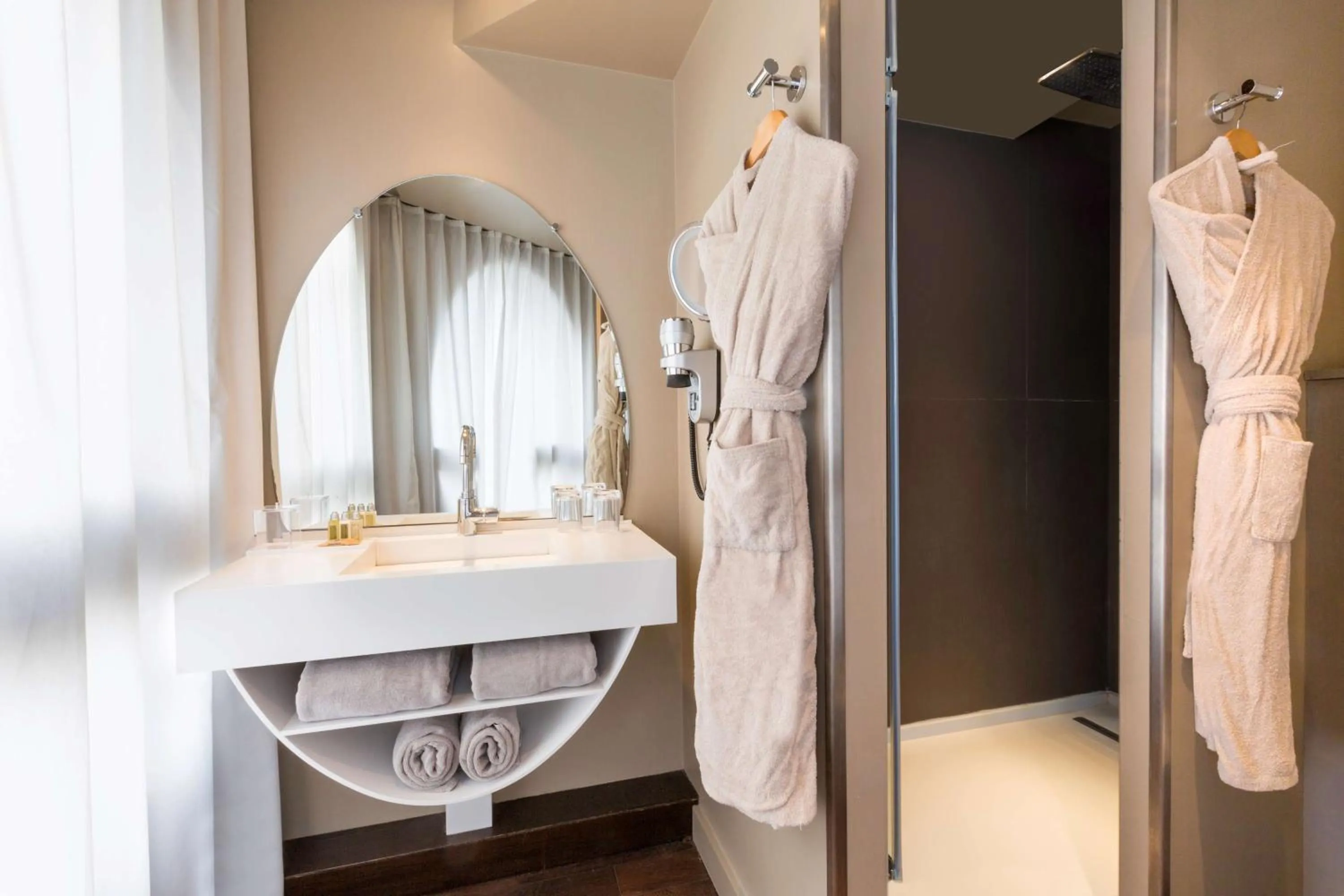 Photo of the whole room in Best Western Premier Why Hotel