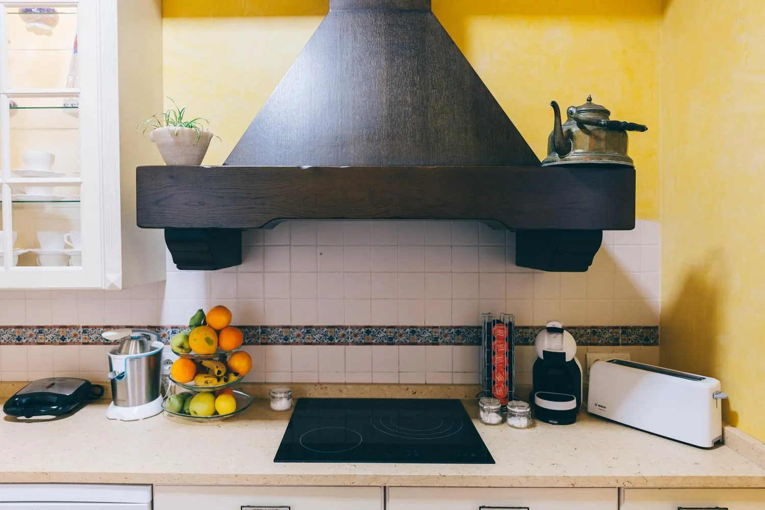 Communal kitchen in Alcázar de María