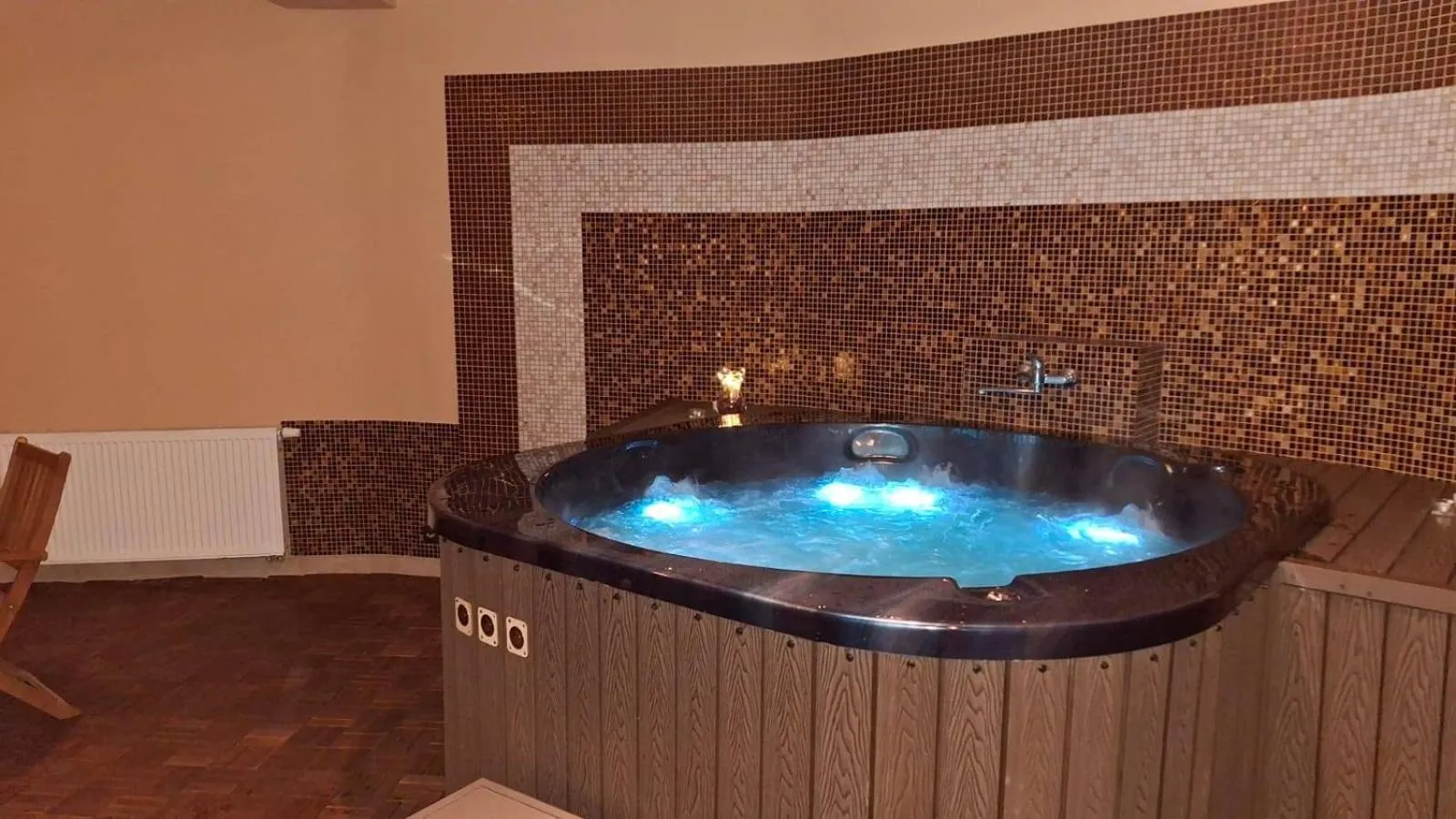 Hot Tub in Bieszczadzka Ostoja