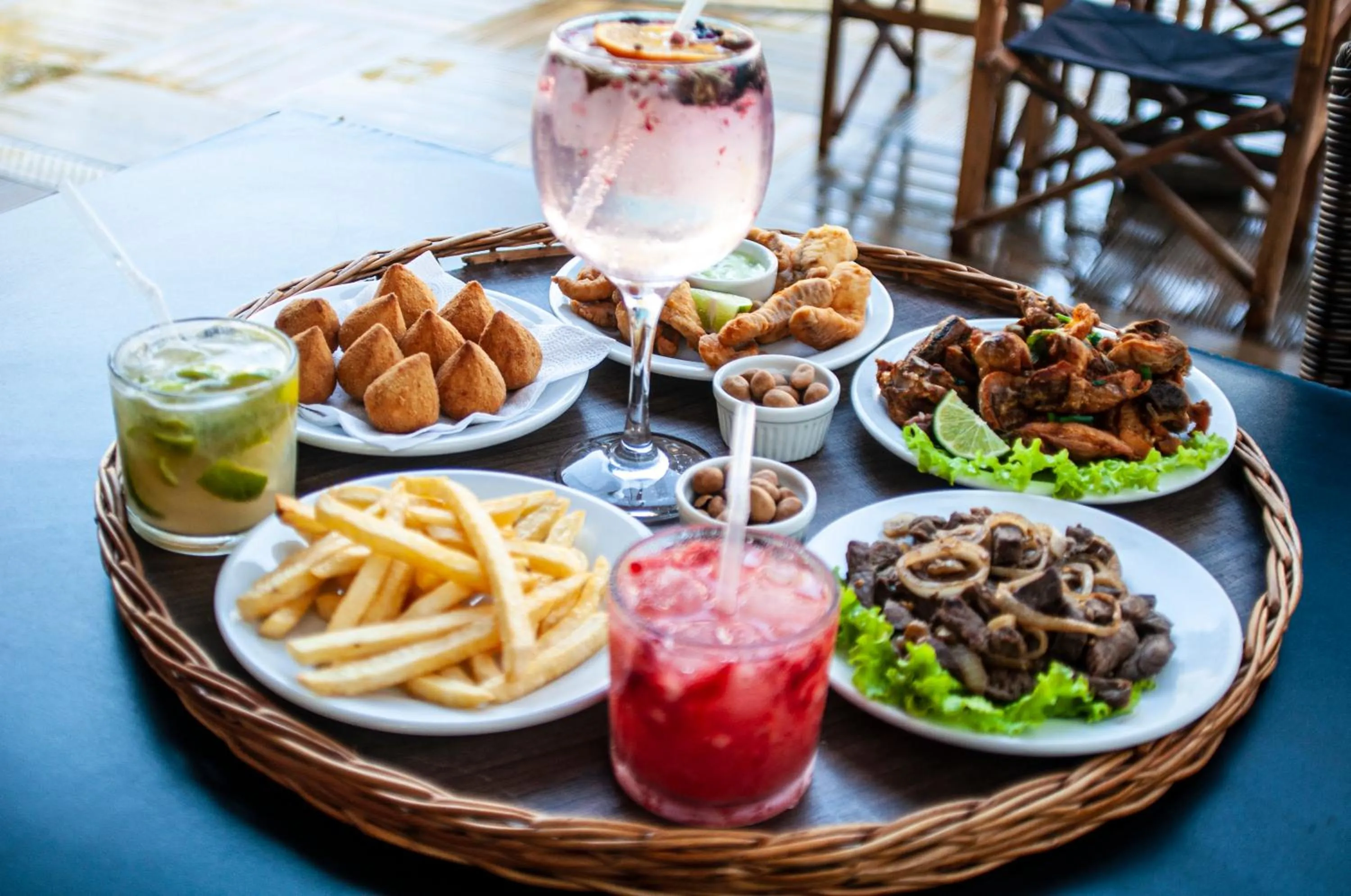 Restaurant/places to eat in Hotel Portinari Ponte da Amizade