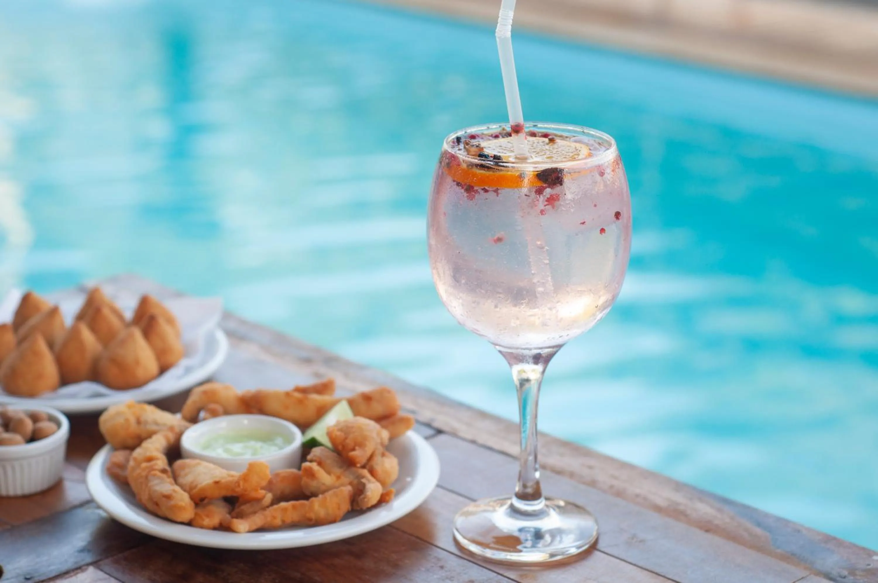 Restaurant/places to eat in Hotel Portinari Ponte da Amizade