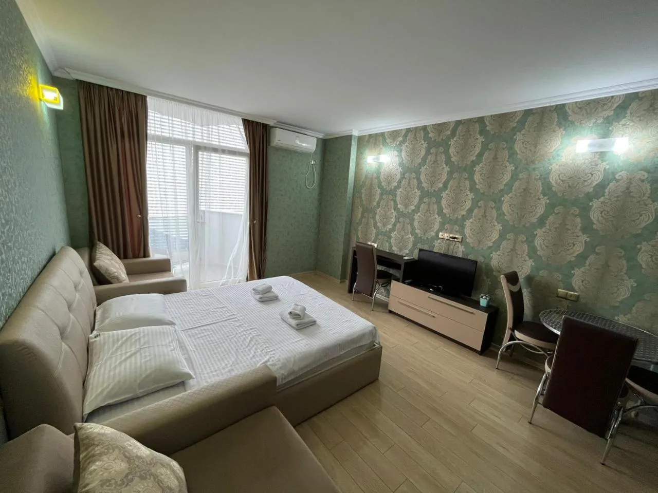 Living room in Aparthotel Holiday Lux Batumi