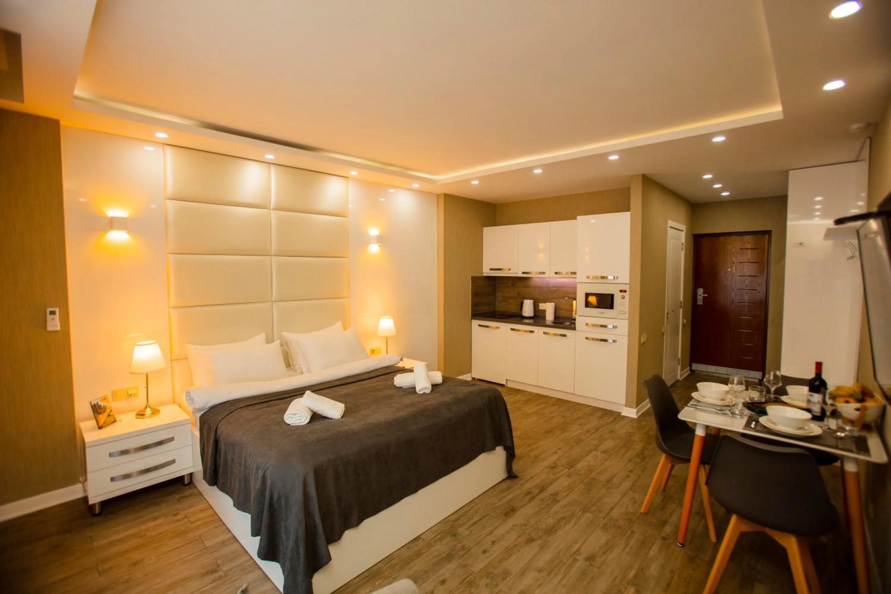 Facade/entrance in Aparthotel Holiday Lux Batumi