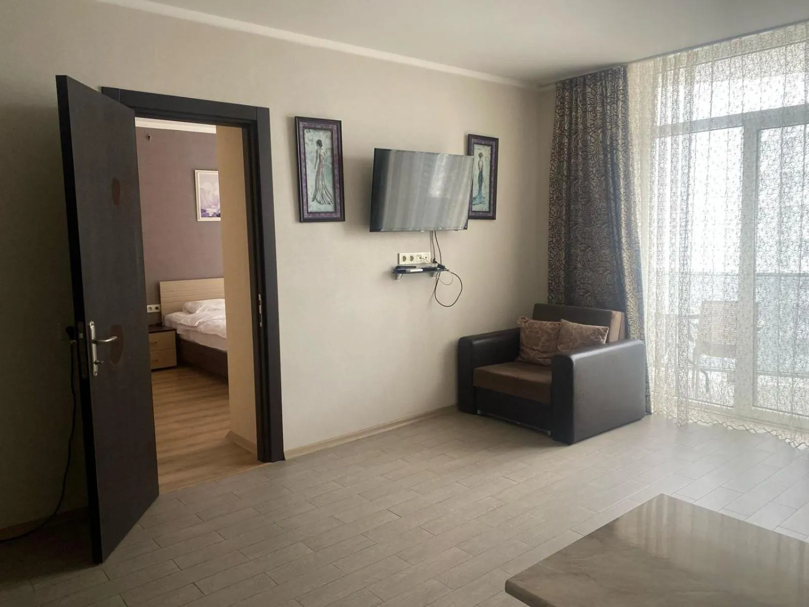 TV and multimedia in Aparthotel Holiday Lux Batumi