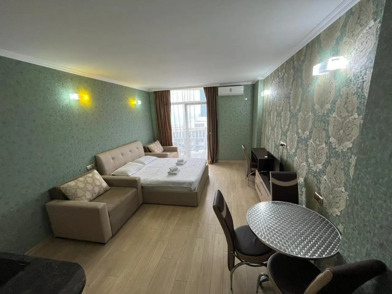 Living room in Aparthotel Holiday Lux Batumi