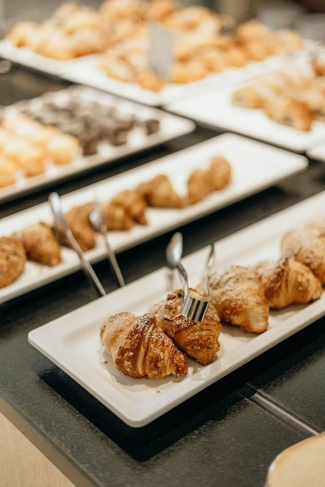 Breakfast in Hotel Argentum by Bergkristall