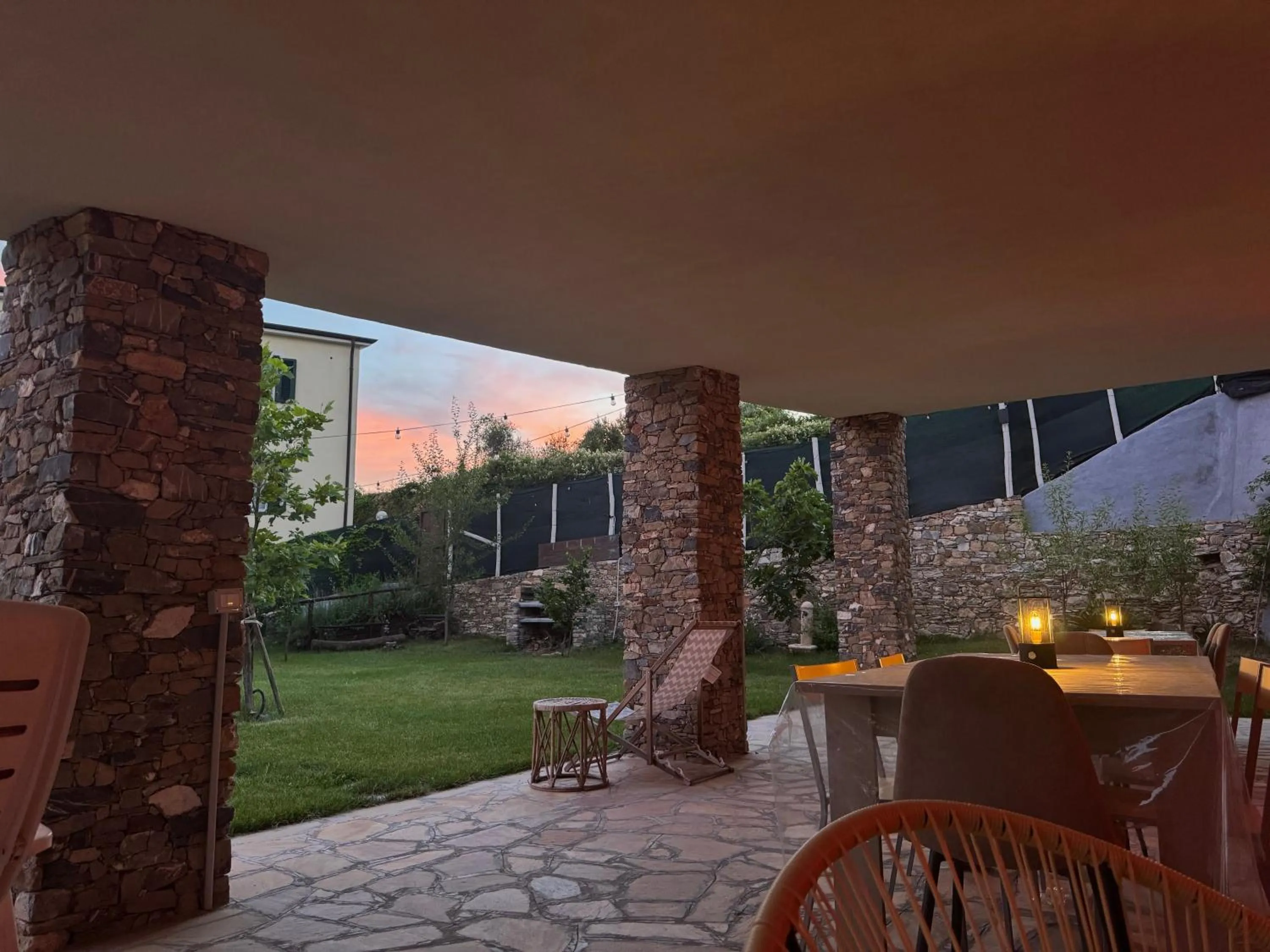 Property building in Ligo