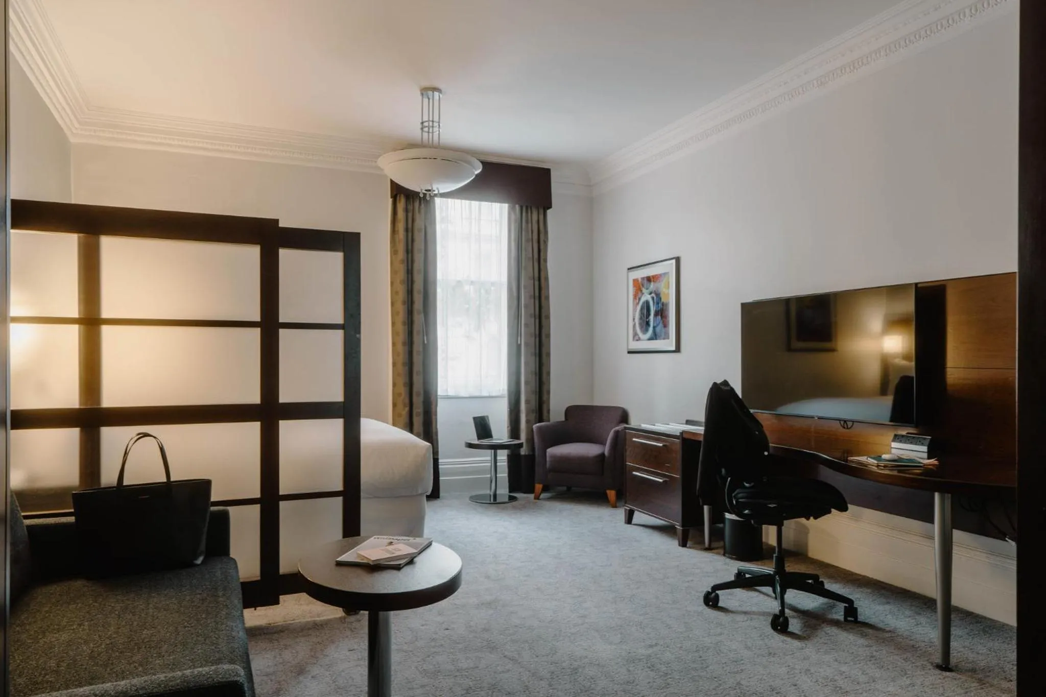 Photo of the whole room in Club Quarters Hotel Trafalgar Square, London