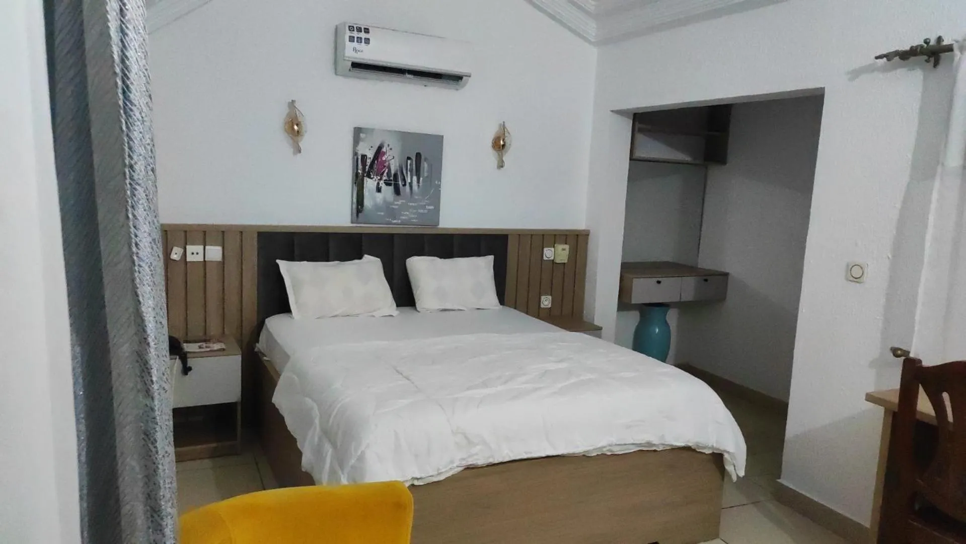 Bed in Amazing Grace Residence