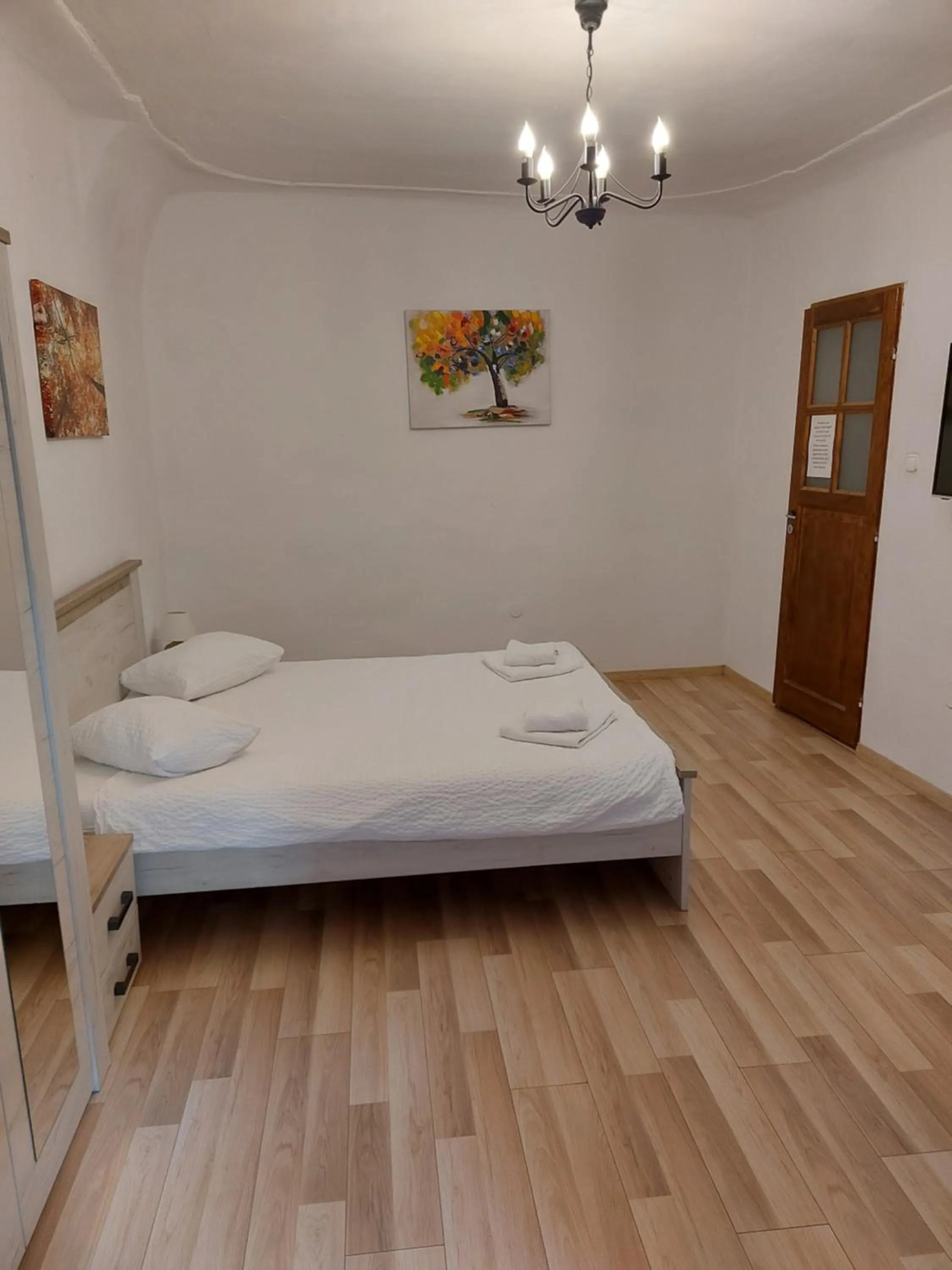 Photo of the whole room in Poet Pastior Residence