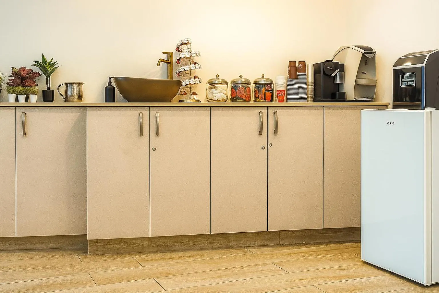 Communal kitchen in Mamilla view URBAN - Boutique hotel