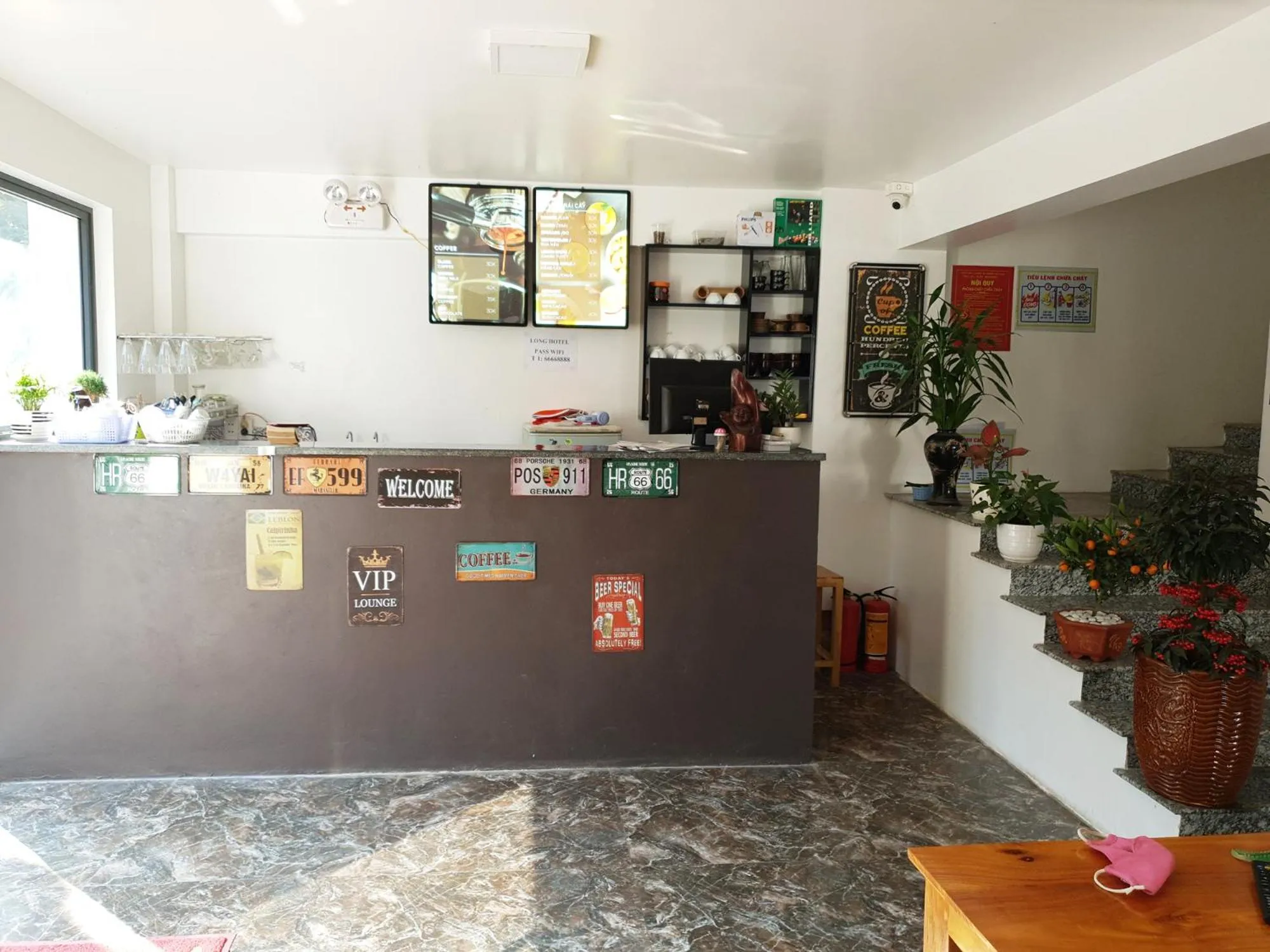 Lobby or reception in Long Hotel and motobike rental