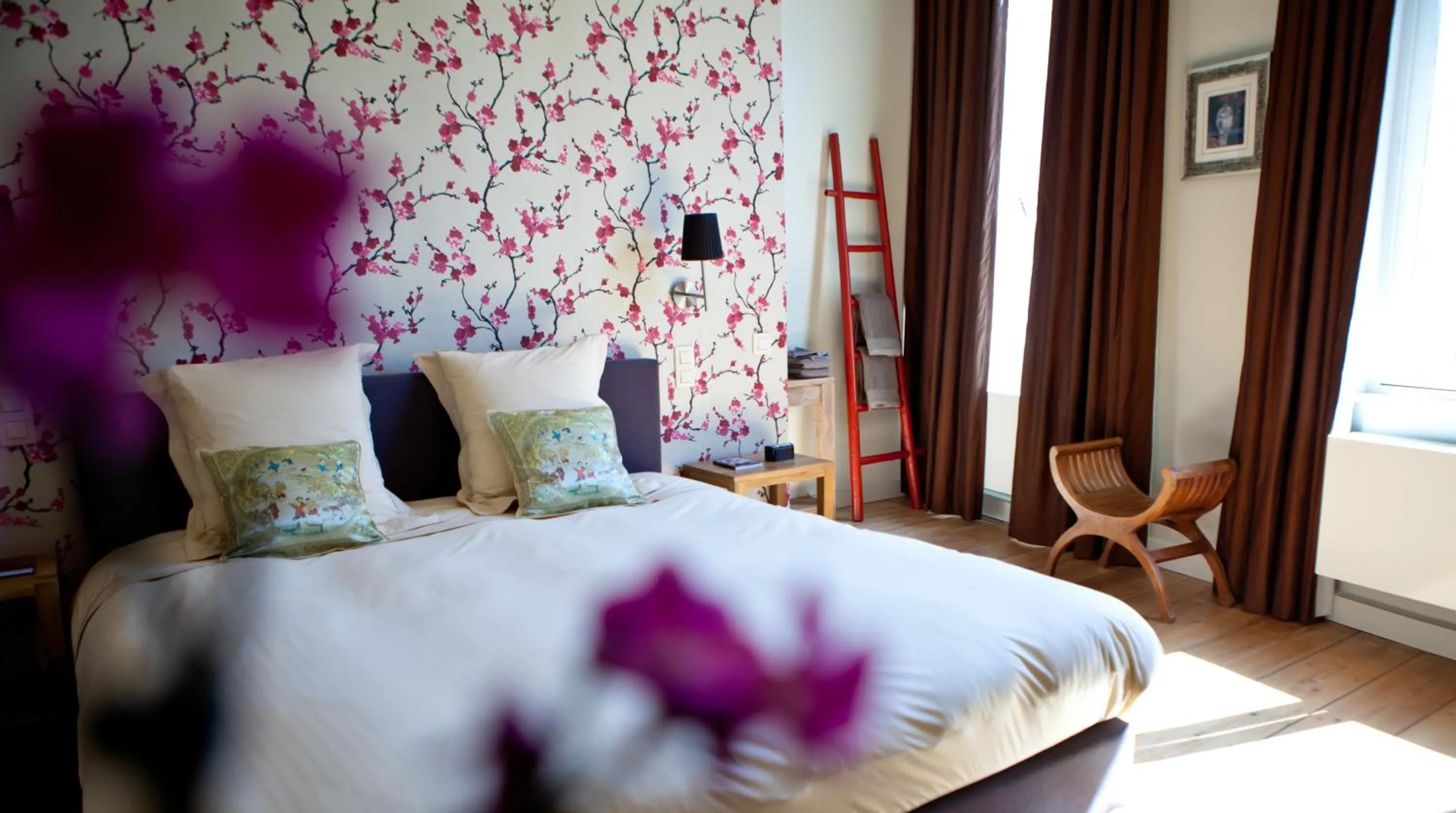 Decorative detail, Bed in B&B Huis Willaeys