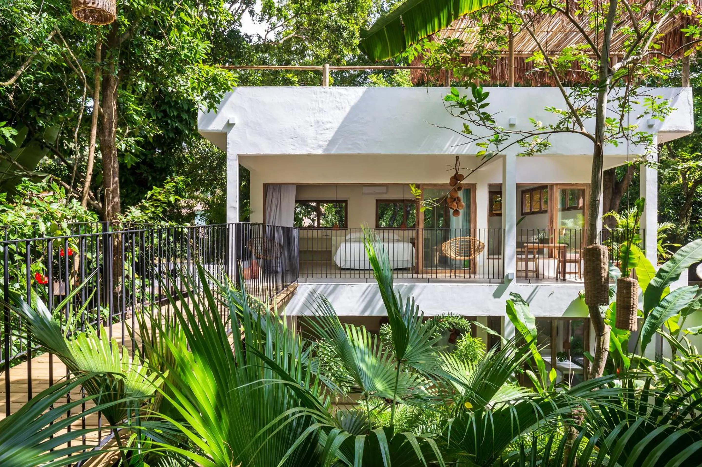 Facade/entrance in Pousada Seis e Meia