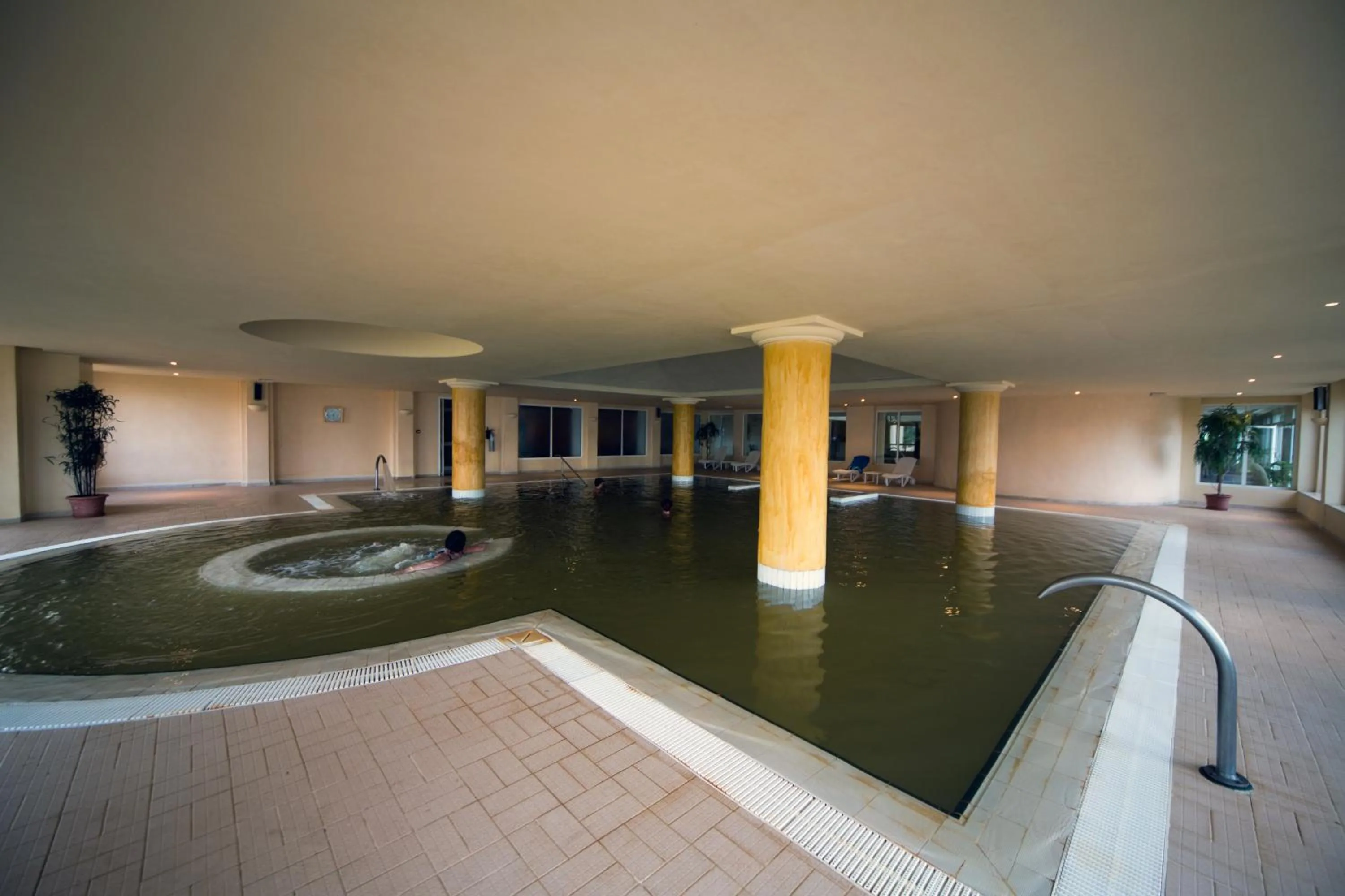 Hot Spring Bath in Zephir Hôtel & Spa