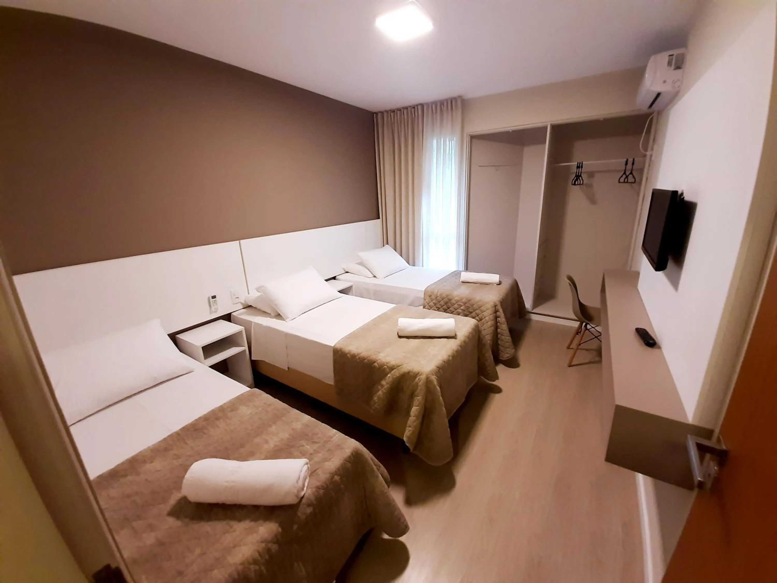 Bed in Caravaggio Praia Hotel