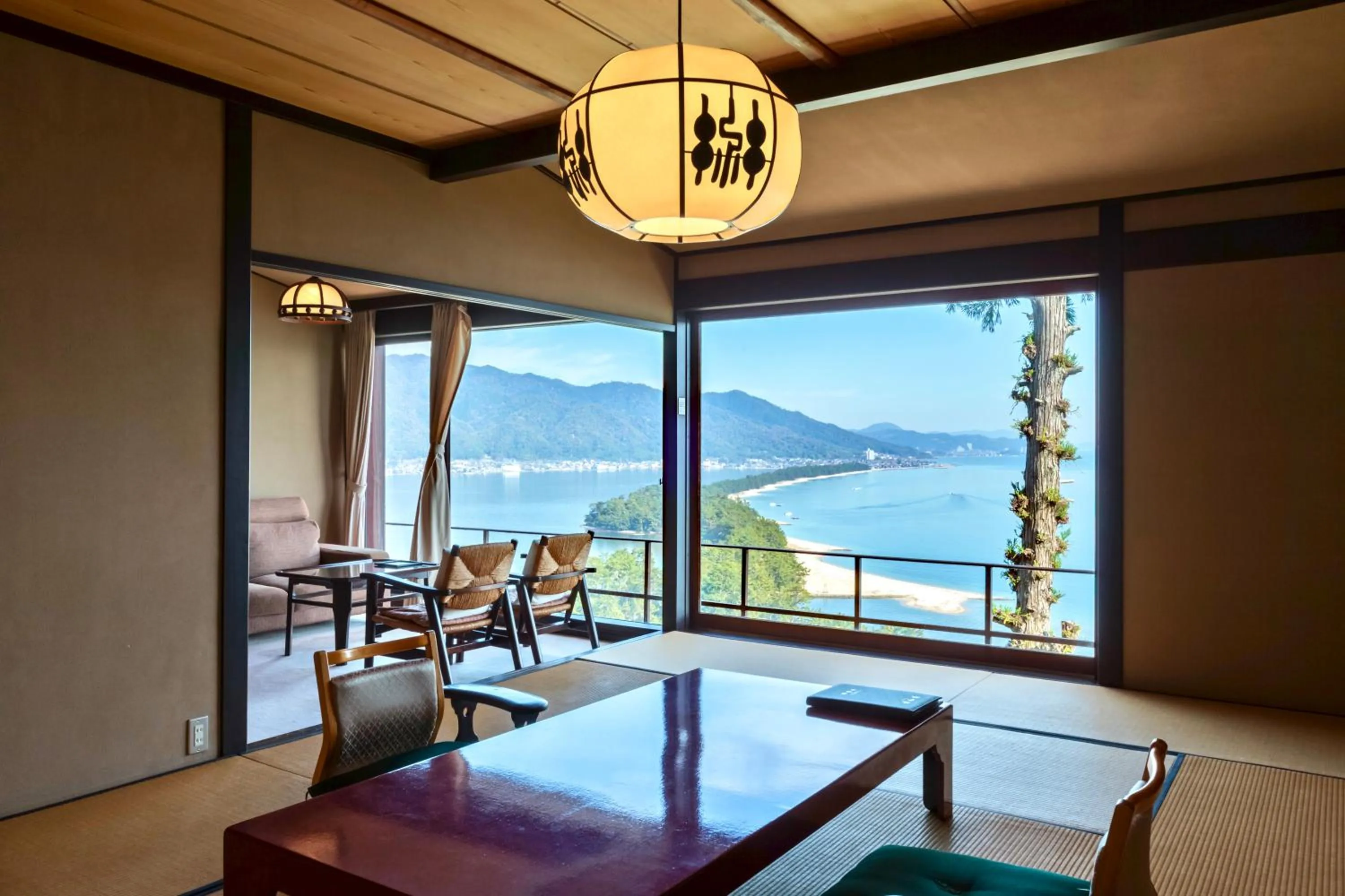 Photo of the whole room in Genmyoan