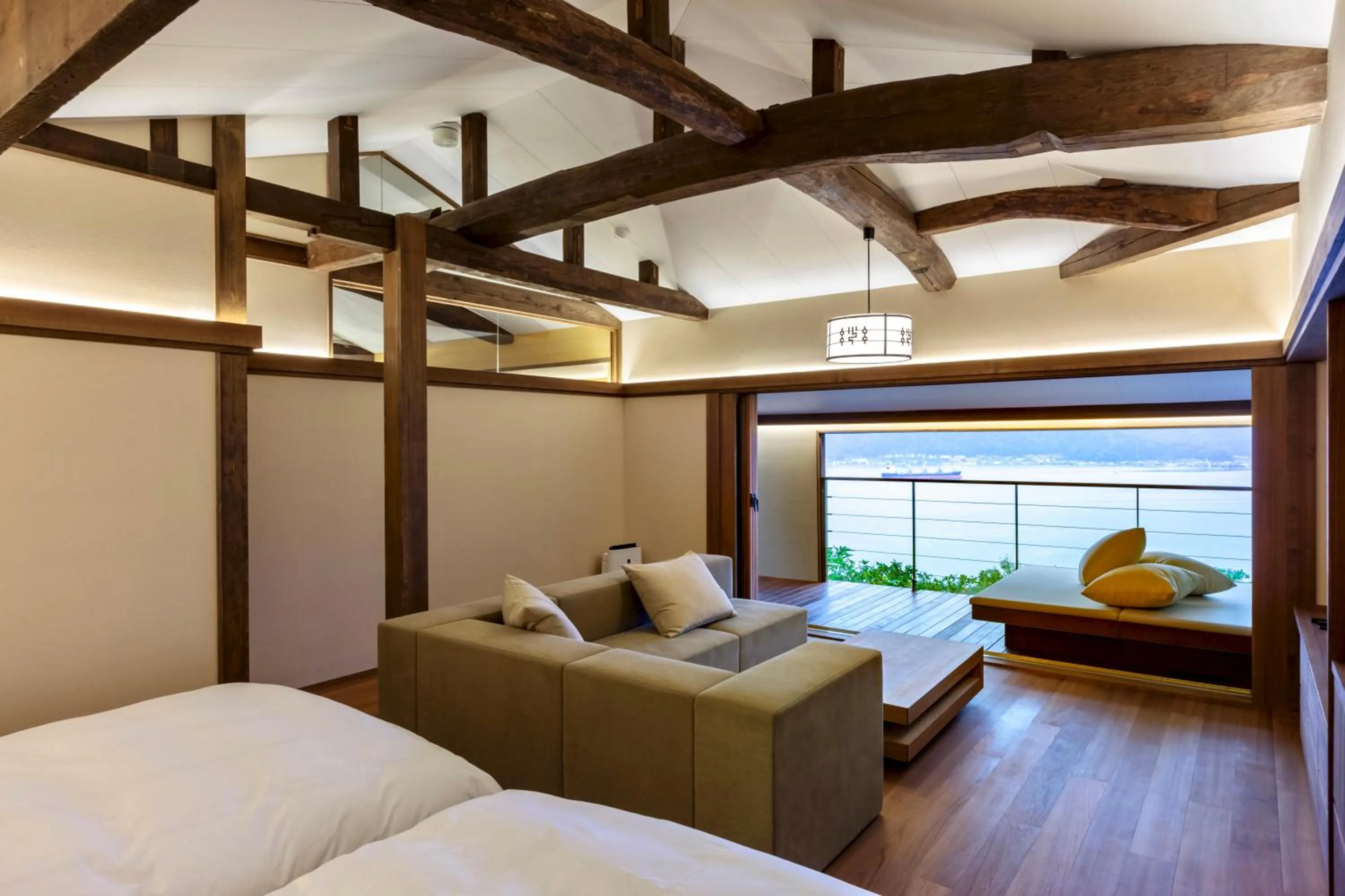 Photo of the whole room, Bed in Genmyoan