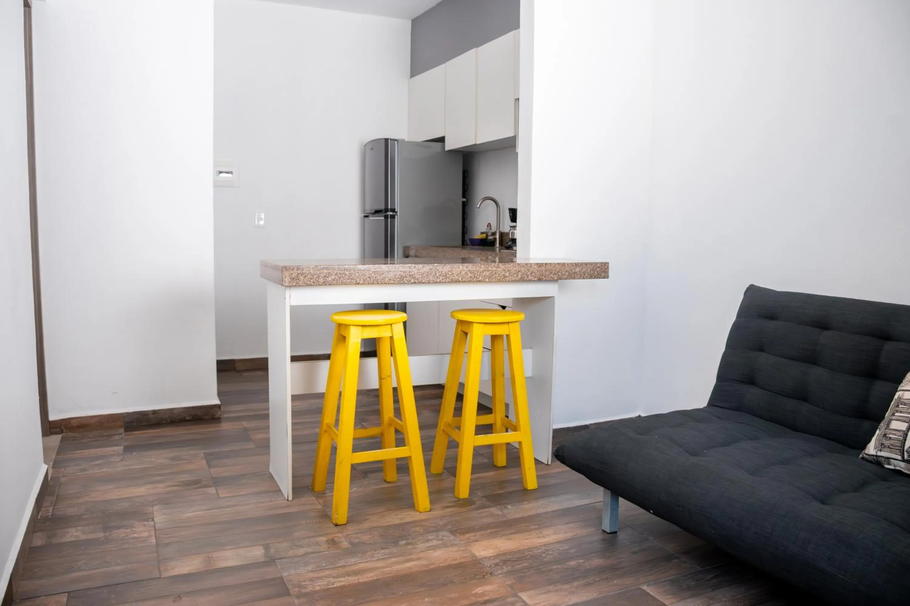 Kitchen or kitchenette in Arkana 9 Suites by Grupo Amber