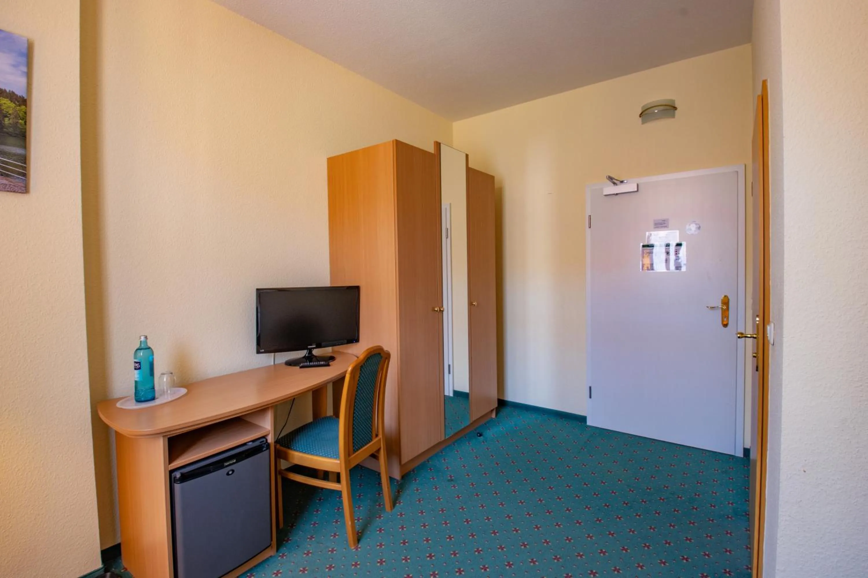 Photo of the whole room in Ferien Hotel Villa Südharz