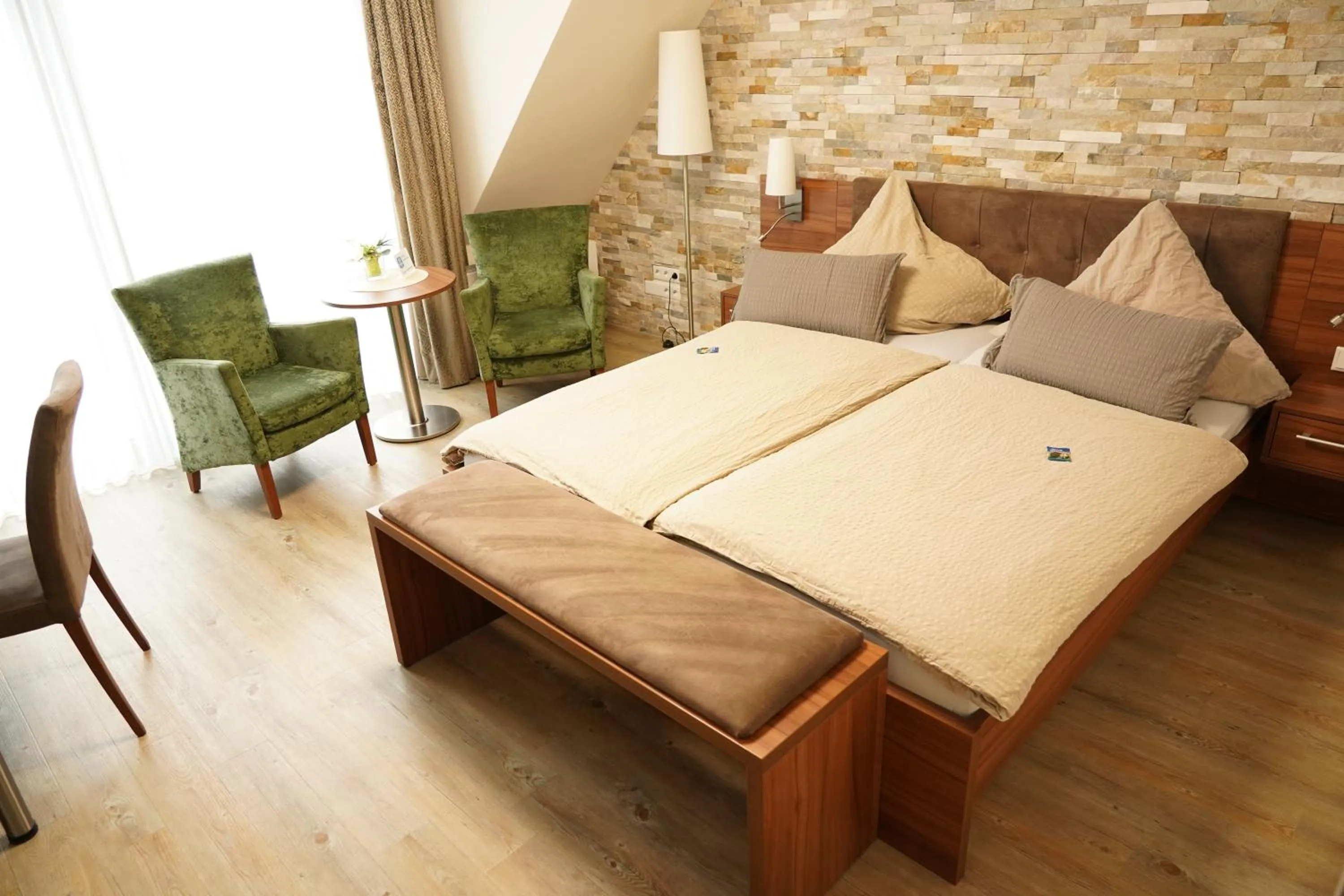 Bed in Hotel Dreyer Garni