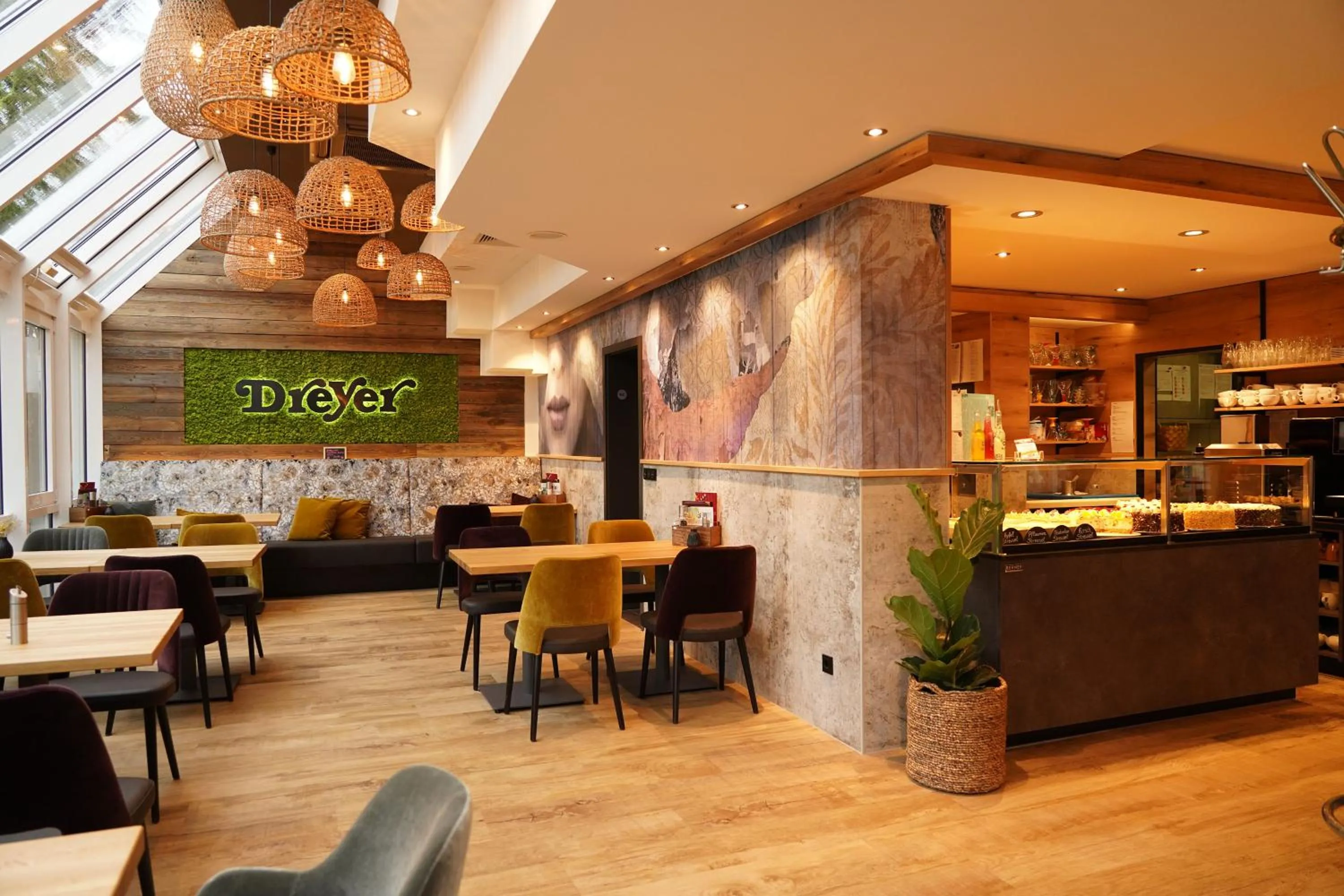 Restaurant/places to eat in Hotel Dreyer Garni