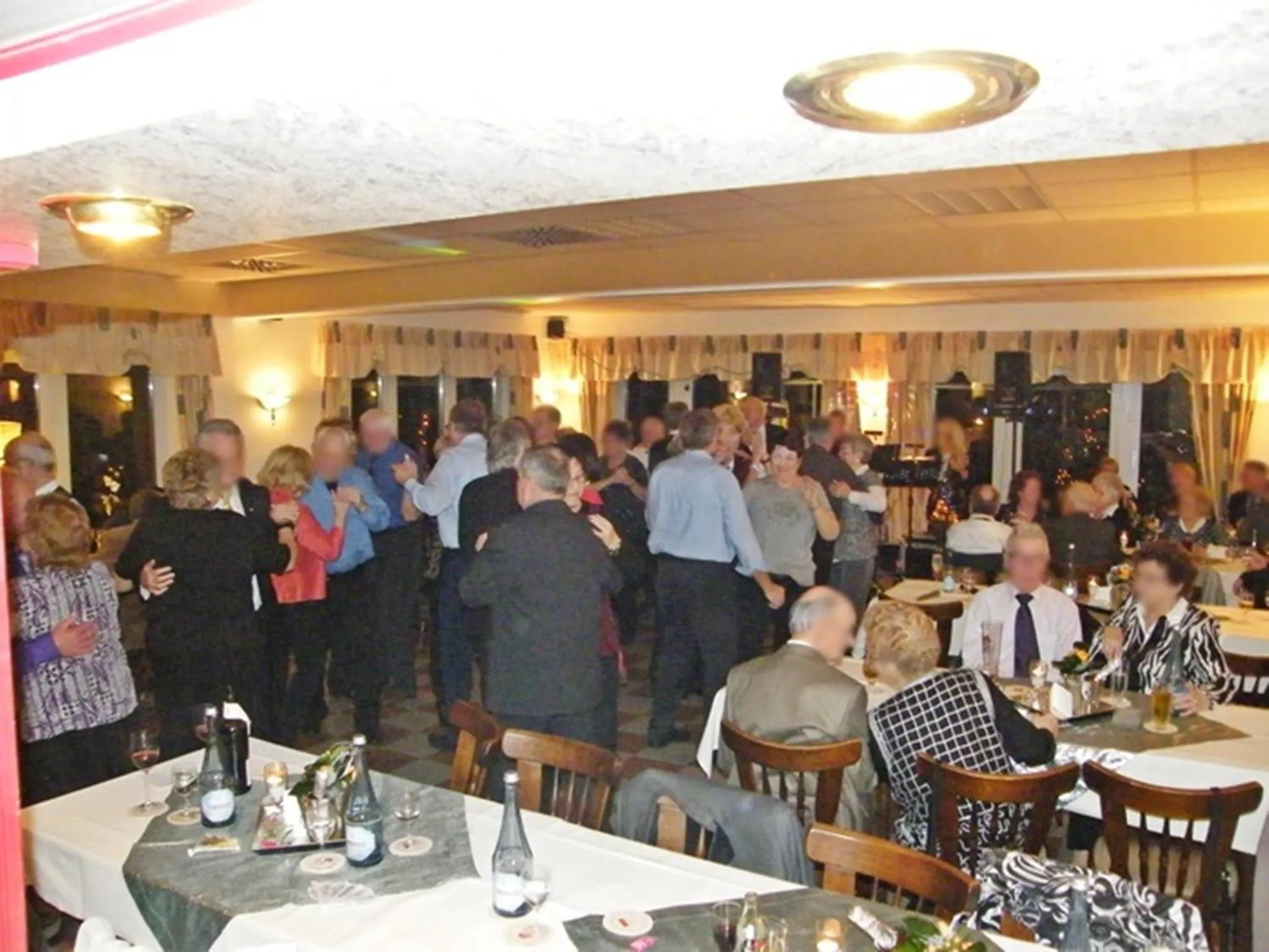 Restaurant/places to eat in Gelder Dyck