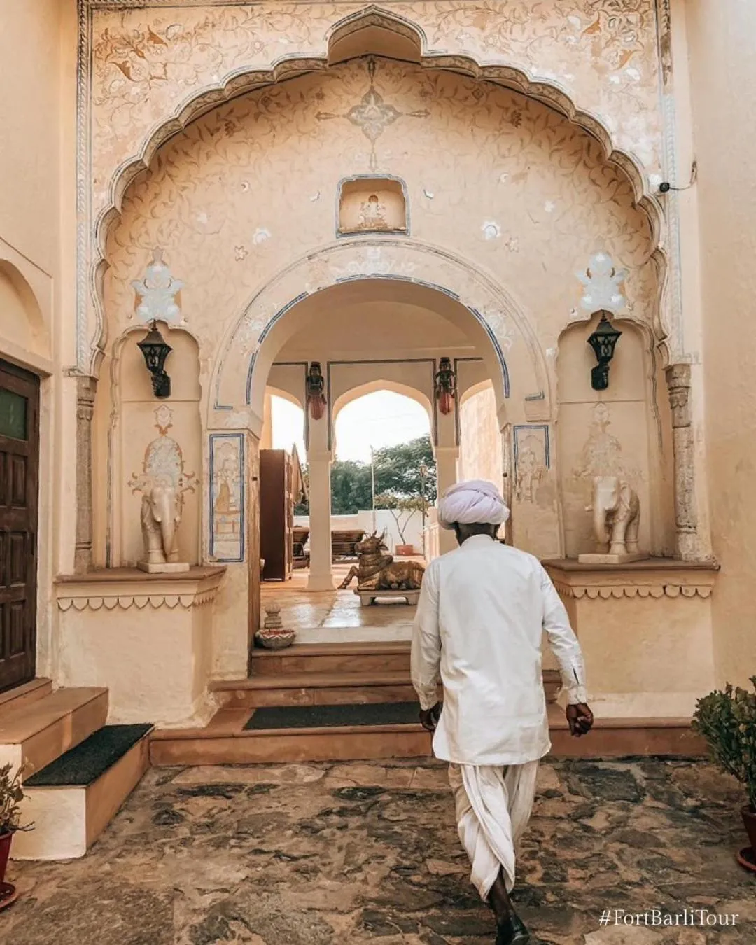 Facade/entrance in Fort Barli - A 16th Century Castle
