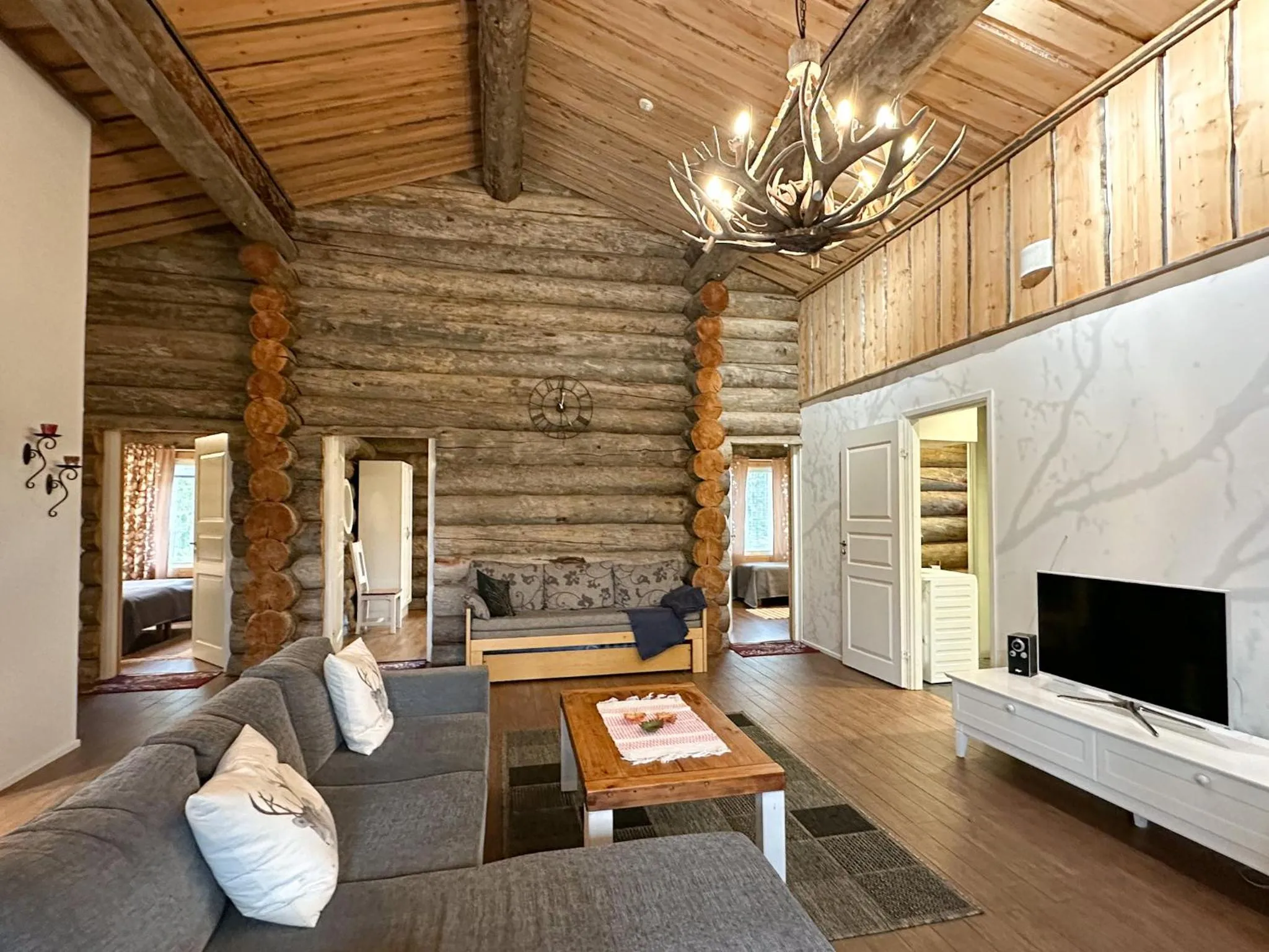 Living room in Napapiirin Järvilomat