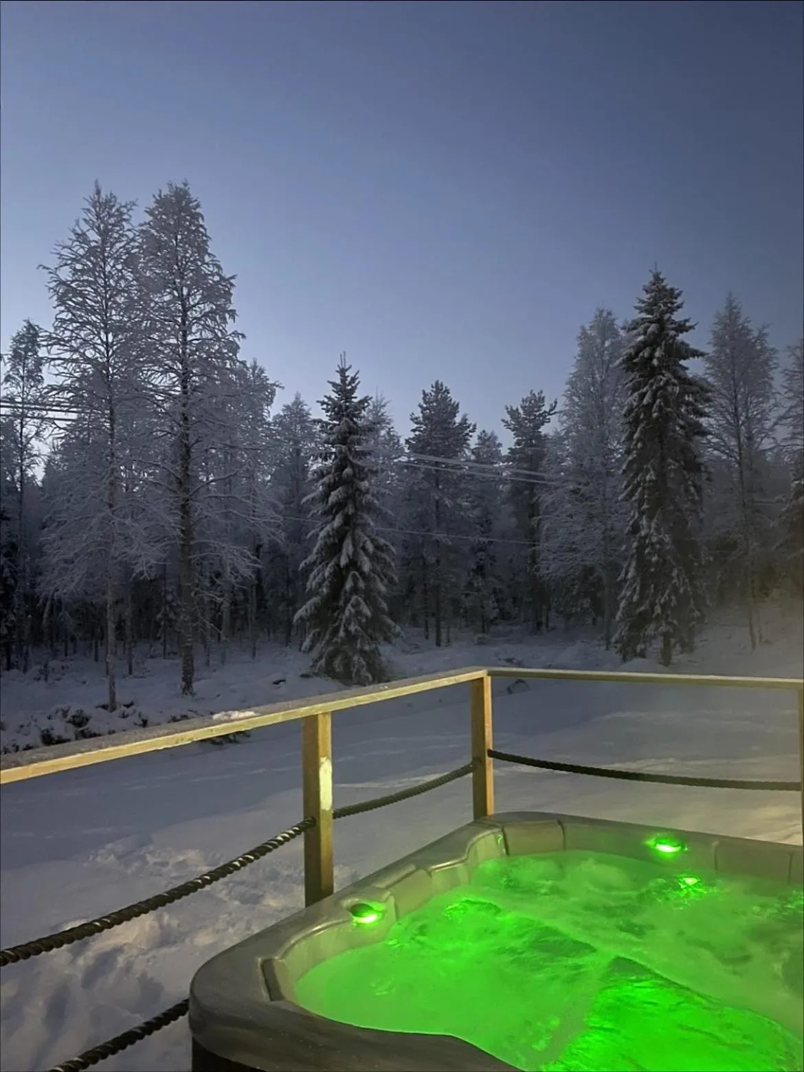 Swimming pool in Napapiirin Järvilomat