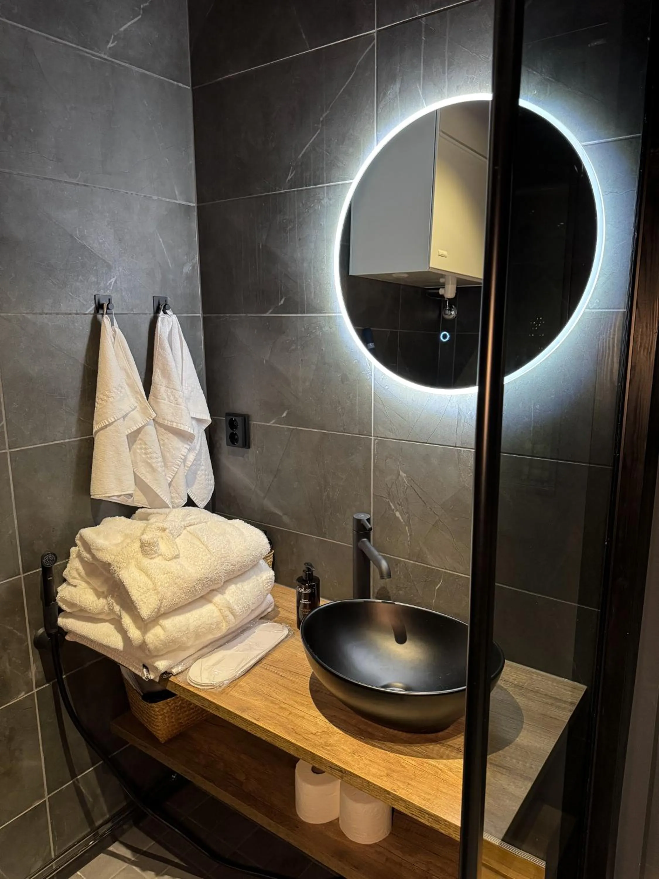 Toilet in Napapiirin Järvilomat